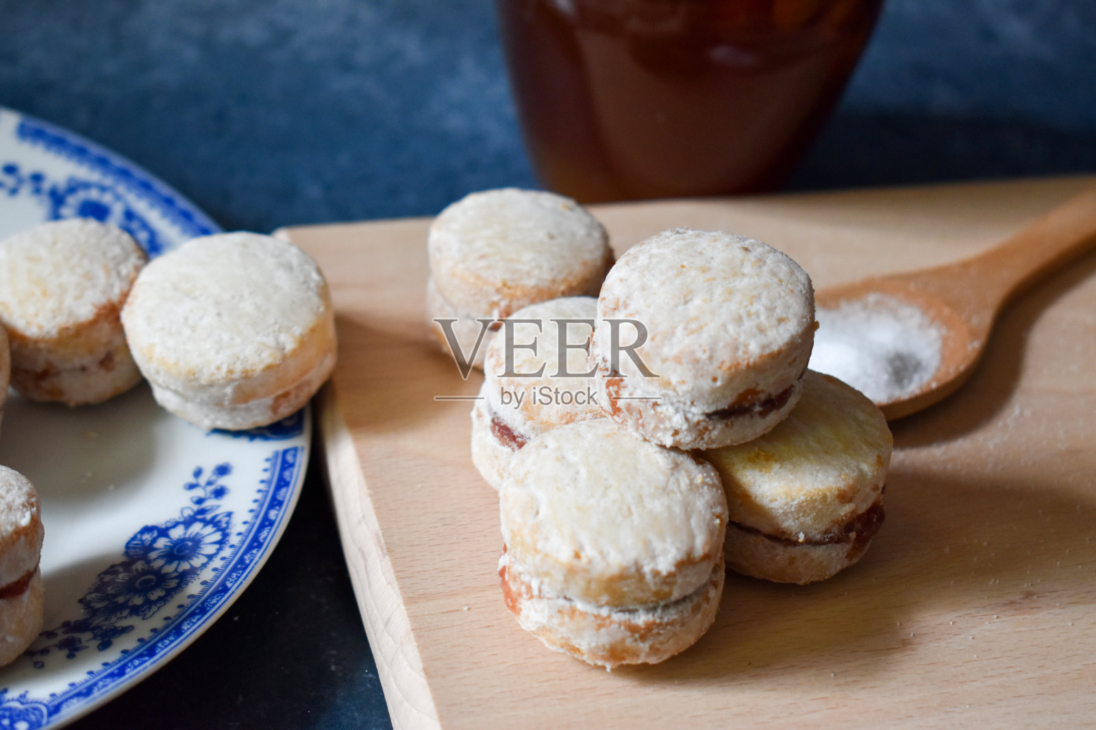 果酱饼干照片摄影图片
