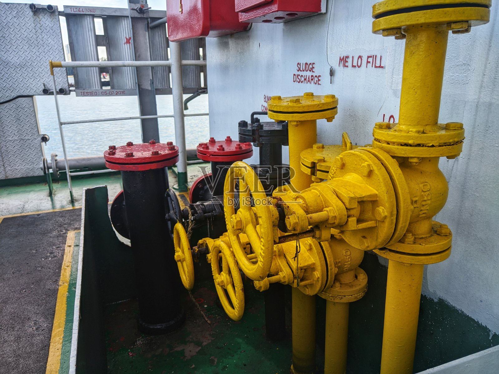 灌装阀照片摄影图片