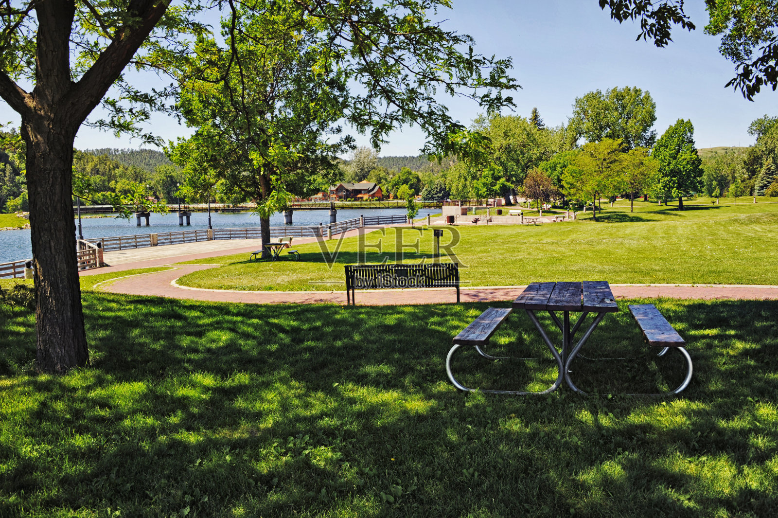 拉皮德城峡谷湖公园,夏日照片摄影图片
