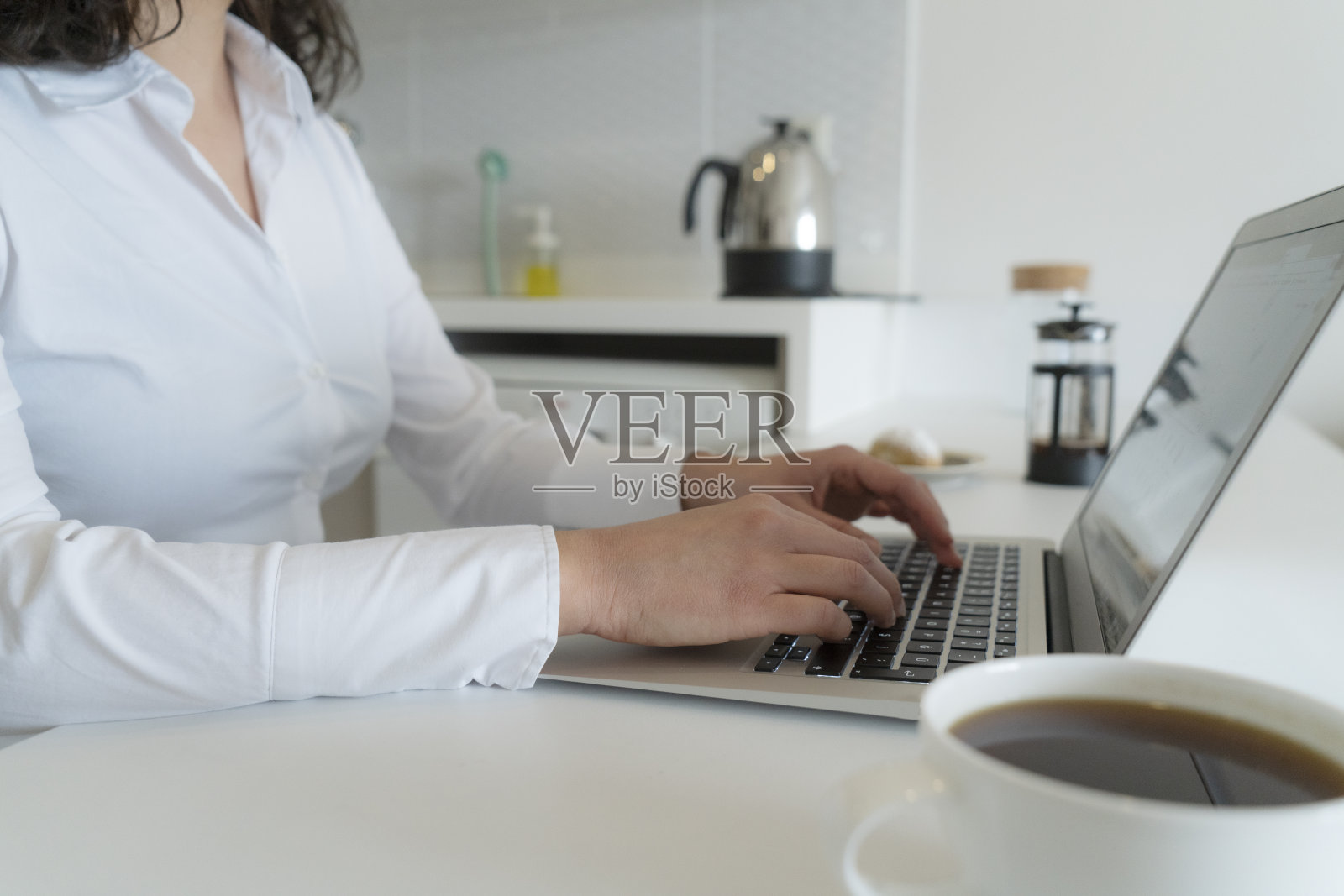 在家远程工作照片摄影图片