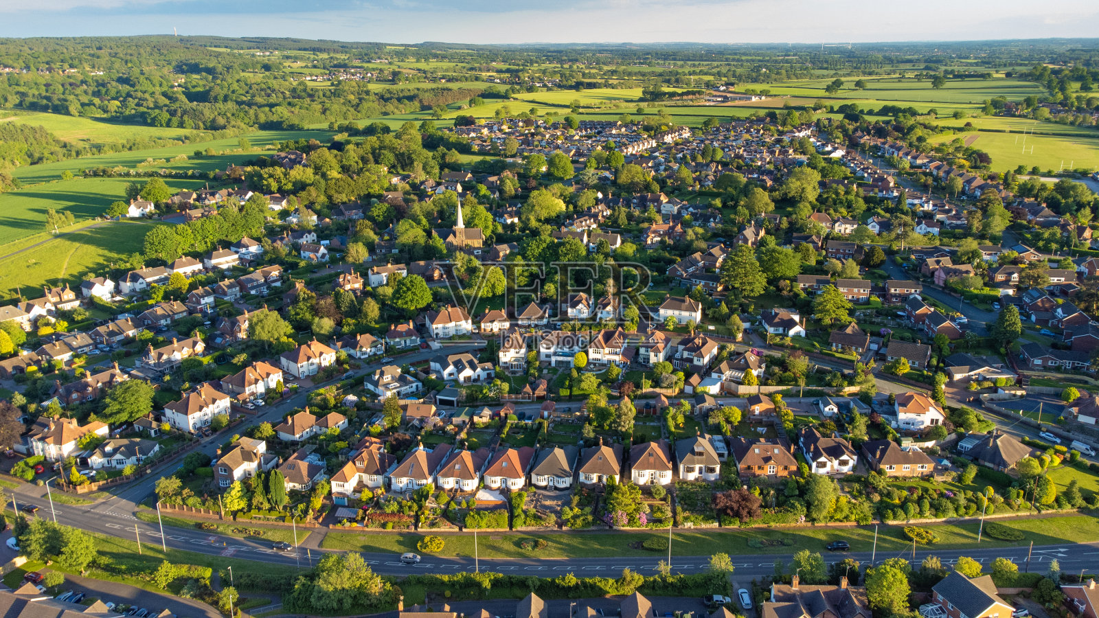英国斯塔福德郡夏日鸟瞰图照片摄影图片