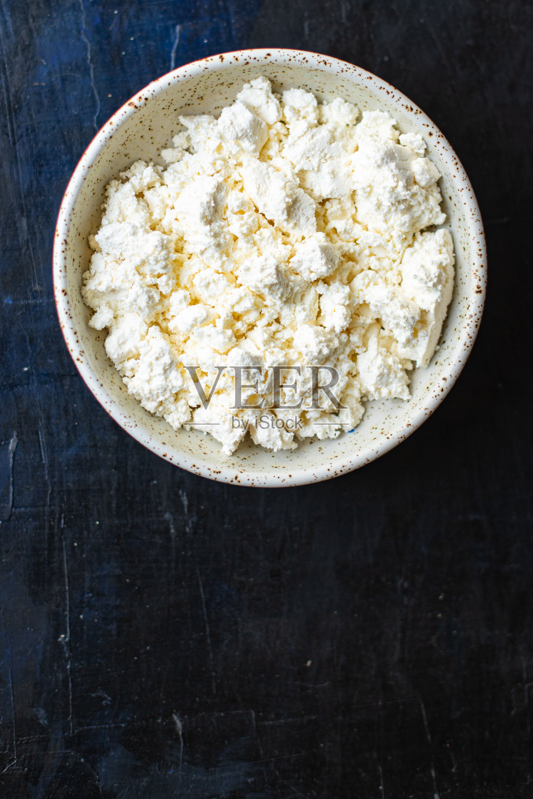 餐桌上的农家奶酪牛或羊奶健康食品餐拷贝空间食品背景乡村俯视图照片摄影图片