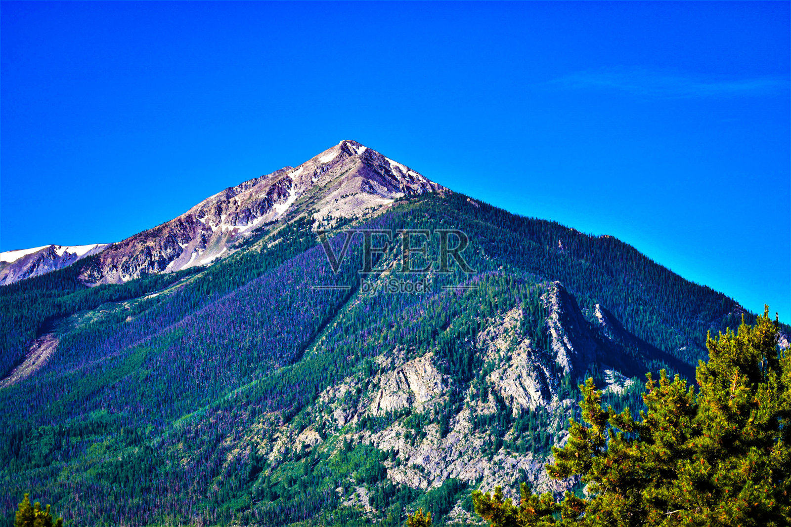 夏天山照片摄影图片