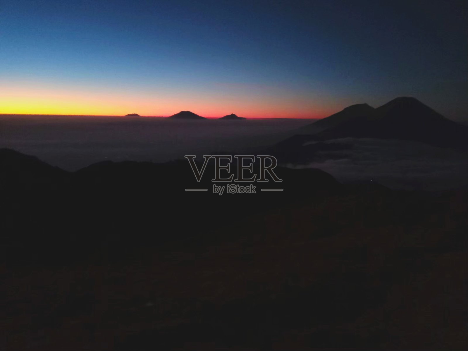 日出在印尼照片摄影图片