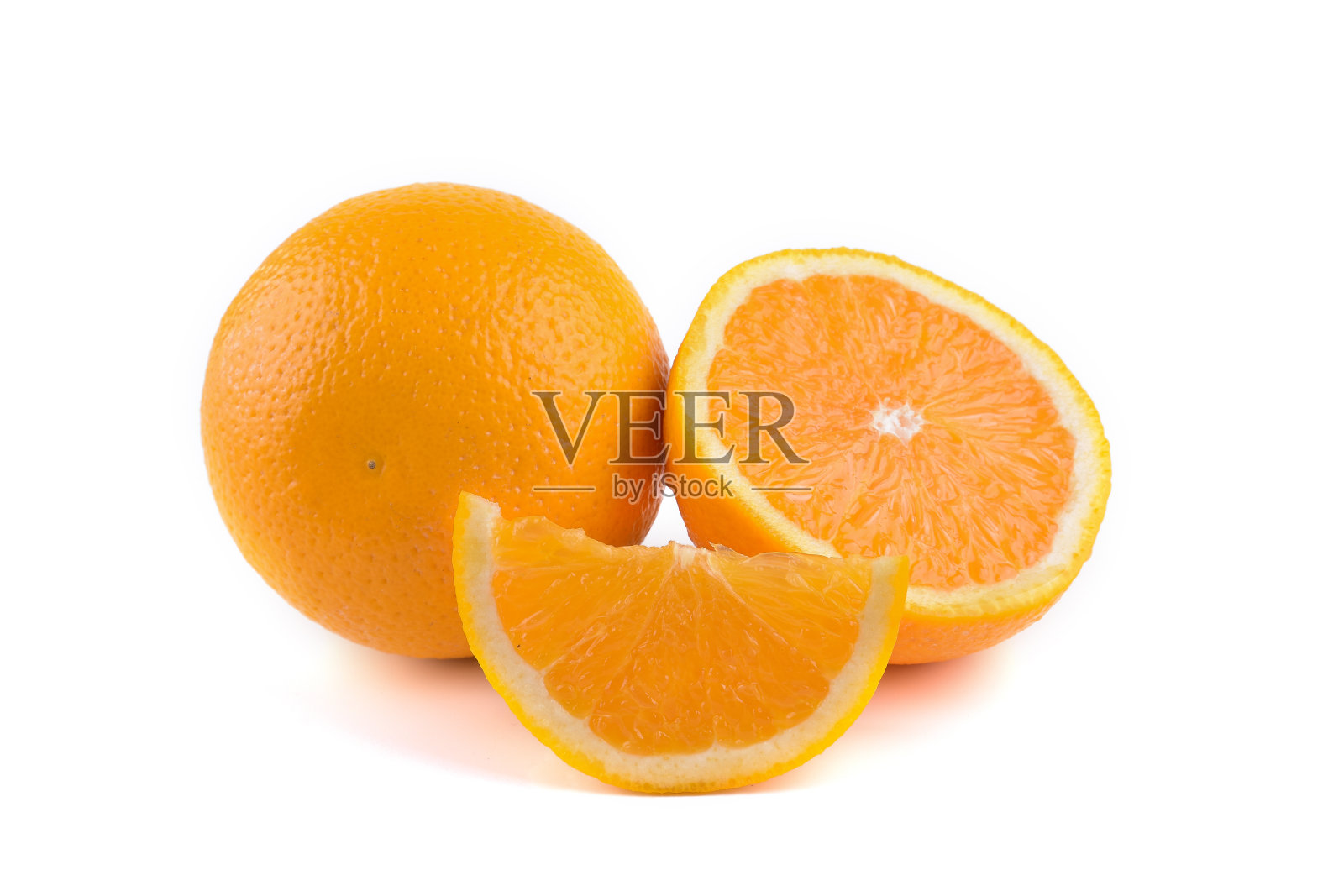 将橙子单独切成白色照片摄影图片