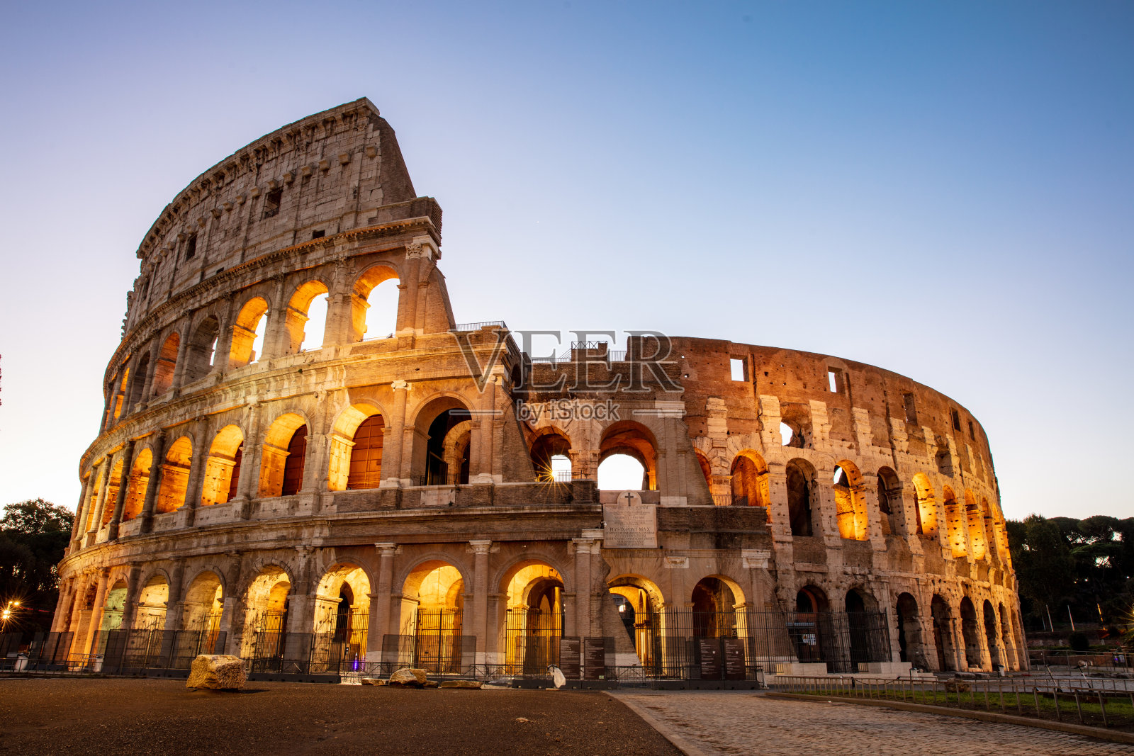 意大利罗马斗兽场遗址照片摄影图片