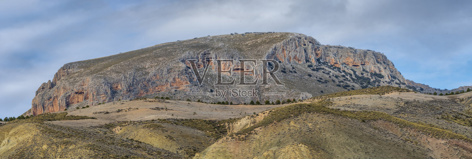 无植被的山岳自然景观照片摄影图片