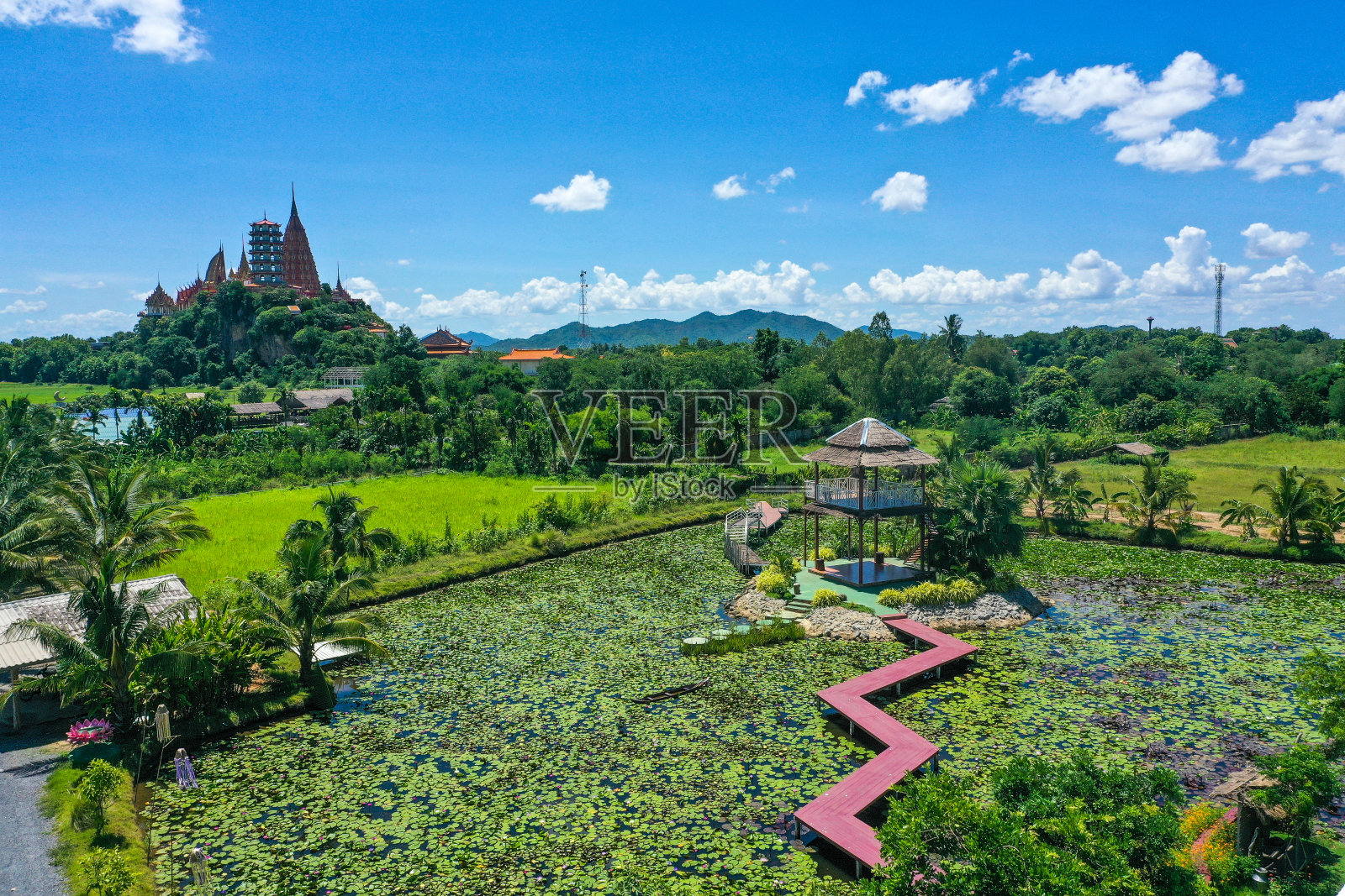泰国坎查纳布里的谭考诺伊和塔姆苏亚照片摄影图片