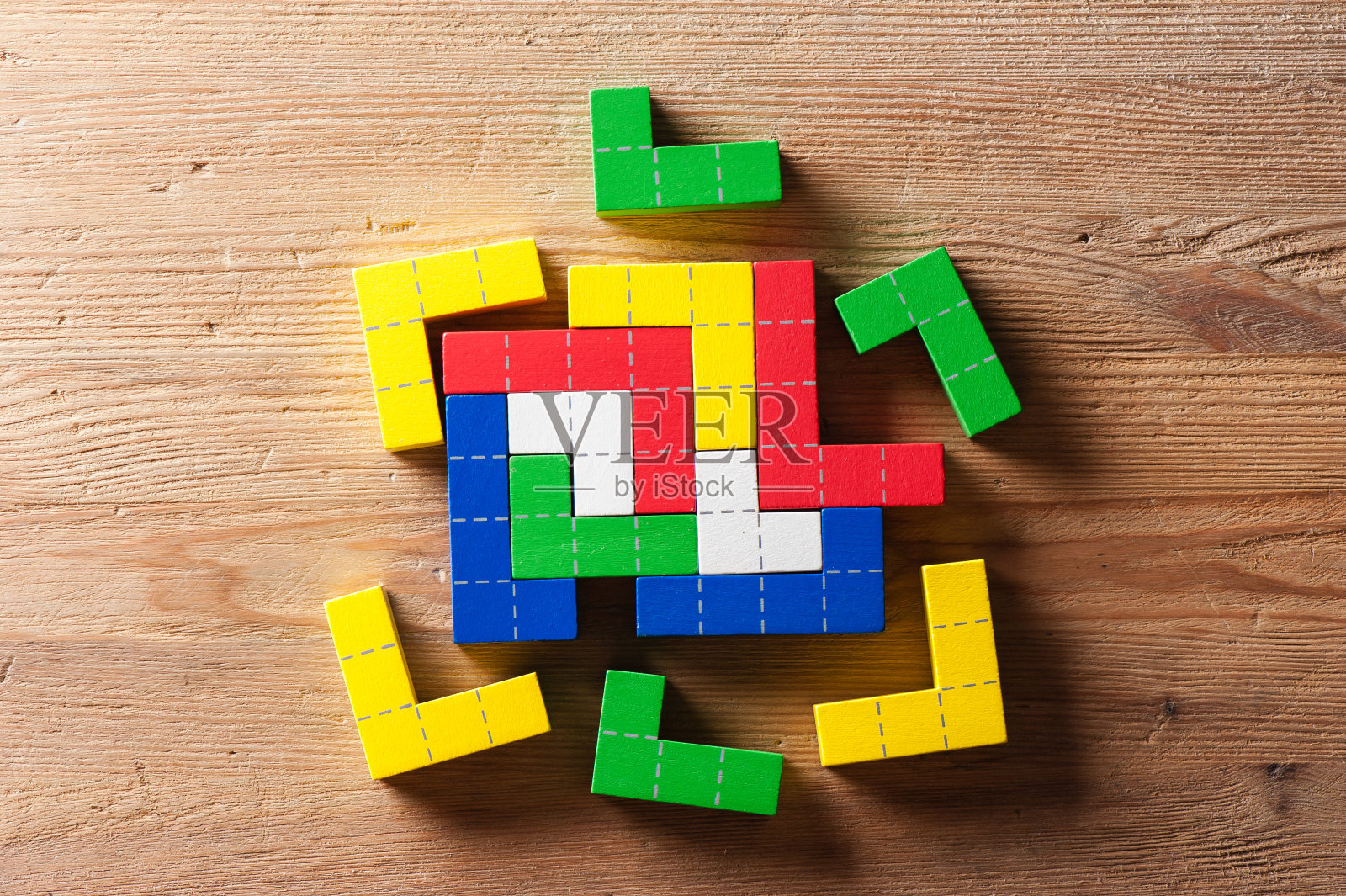 木质益智积木玩具照片摄影图片