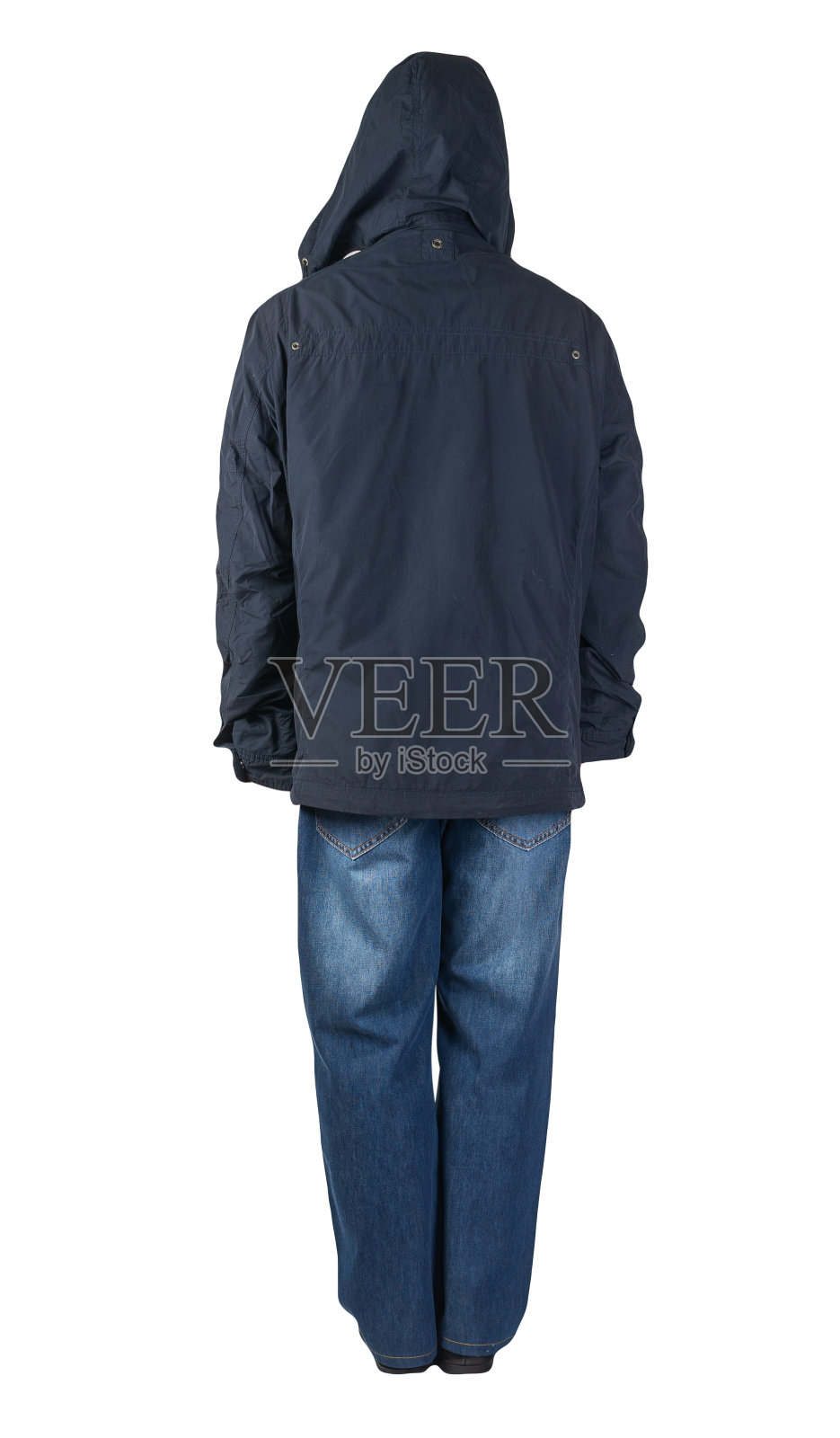 深蓝色牛仔裤,黑色皮鞋,夹克孤立在白色背景。照片摄影图片