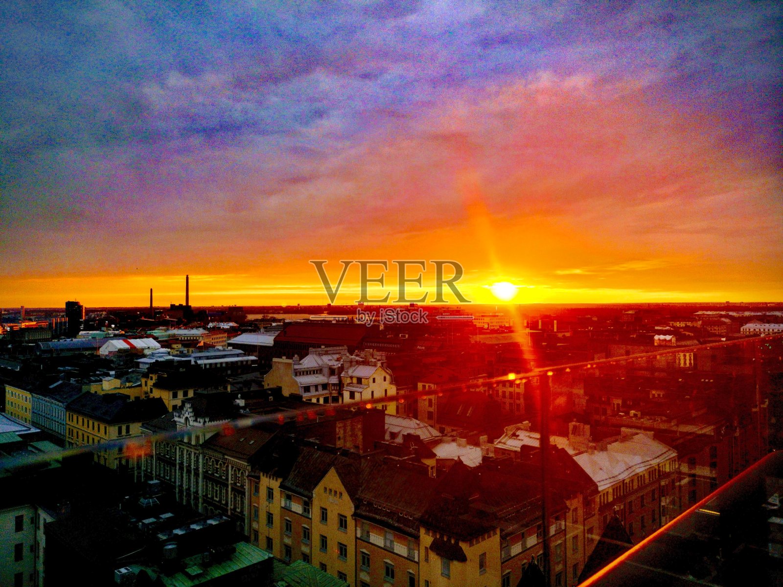 仲夏的赫尔辛基,在夜晚,俯瞰赫尔辛基照片摄影图片