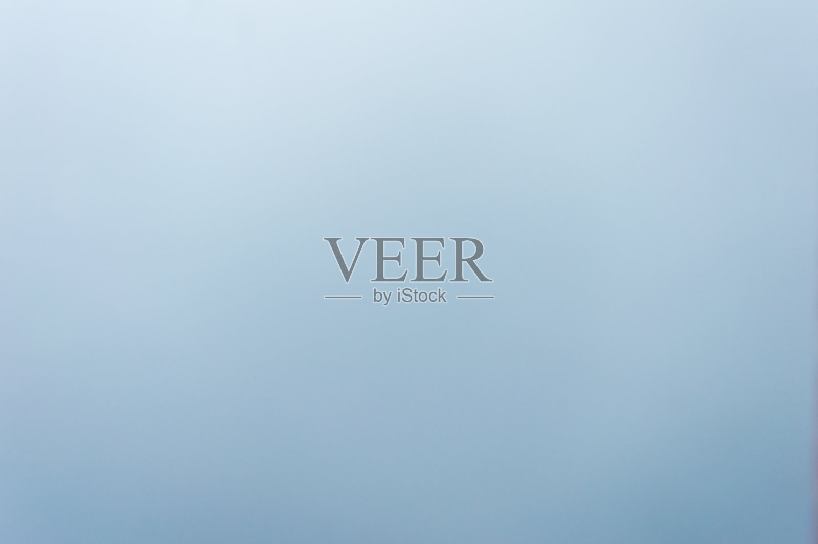 浅灰色颜色抽象和背景的光滑塑料纸工艺板。照片摄影图片