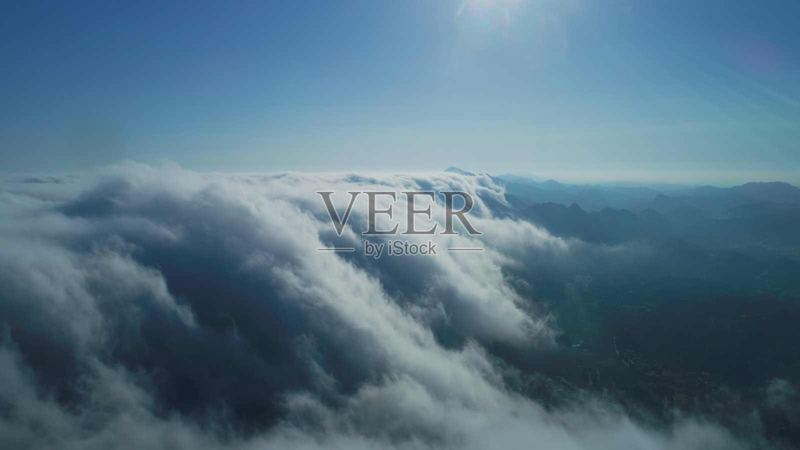 空中日落马里布圣莫尼卡山脉照片摄影图片