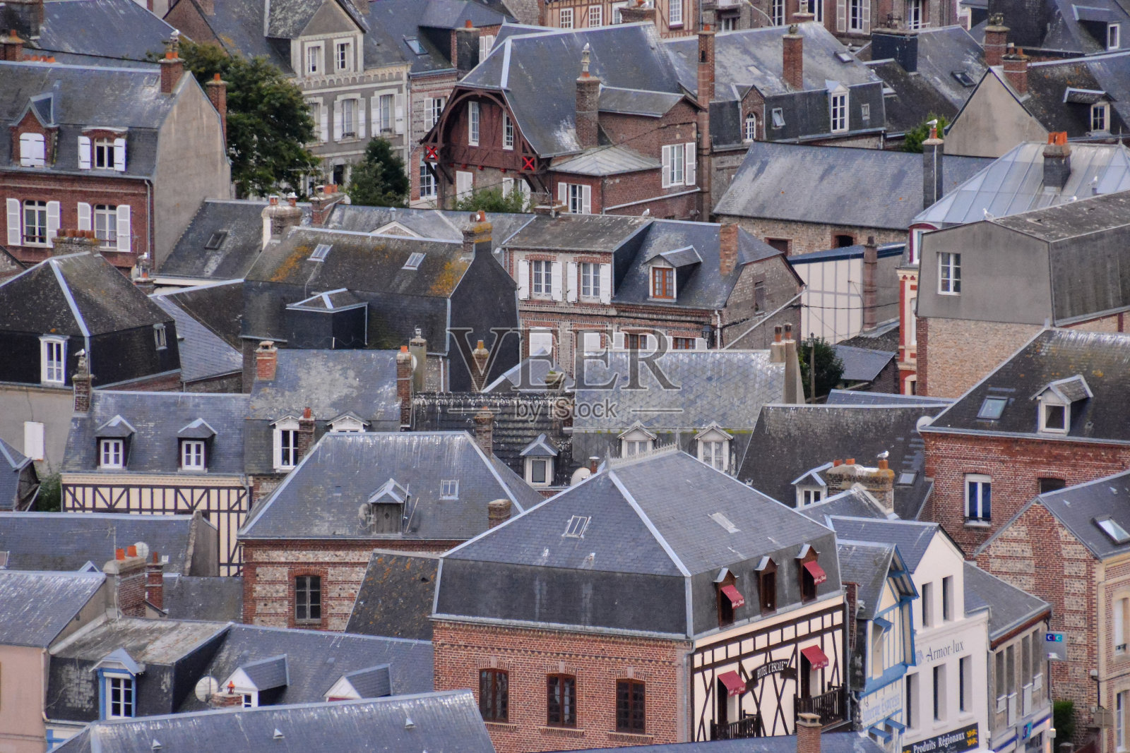 法国诺曼底埃特雷塔上游的悬崖照片摄影图片