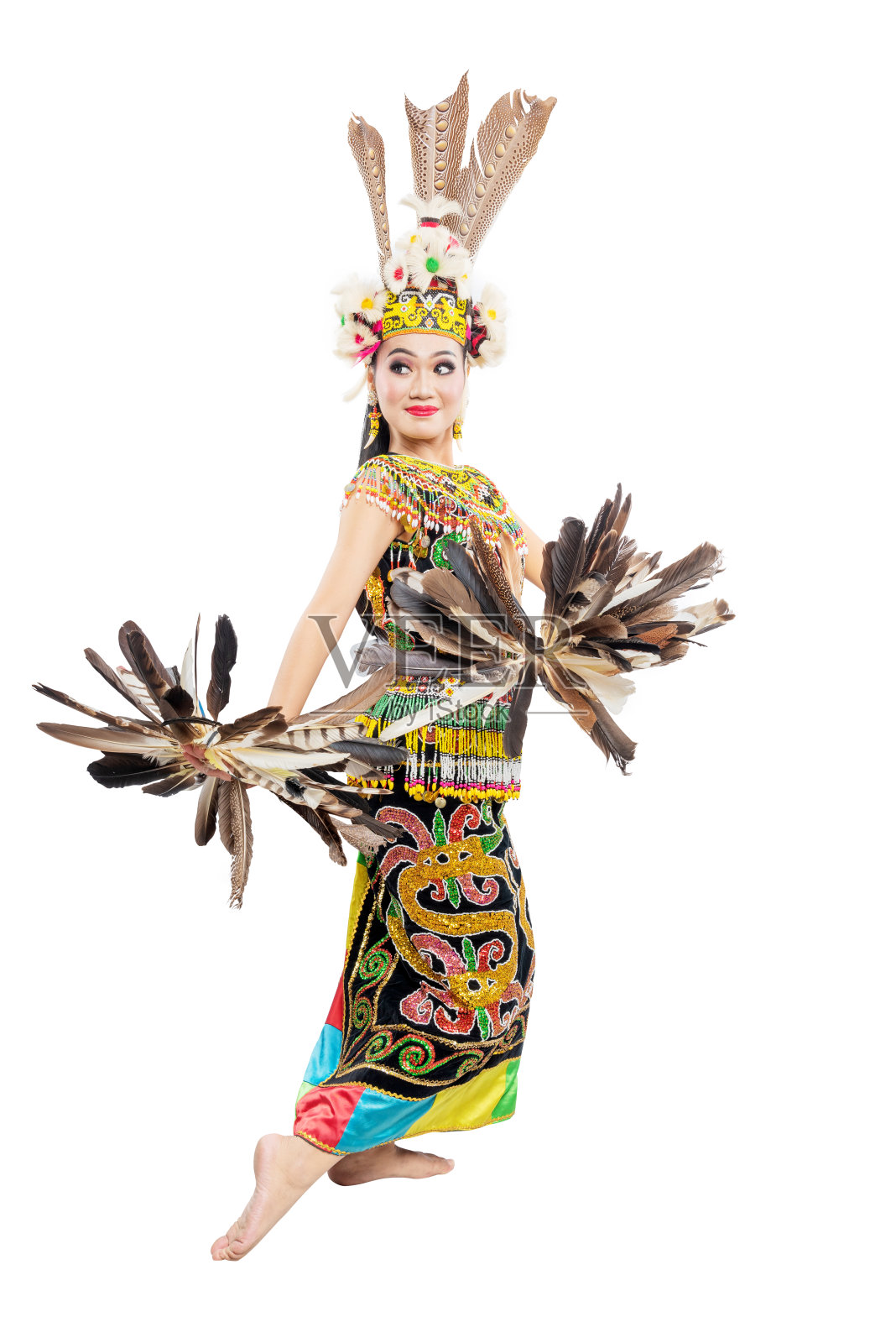 跳东加里曼丹传统舞蹈(Giring-Giring dance)的亚洲女子照片摄影图片