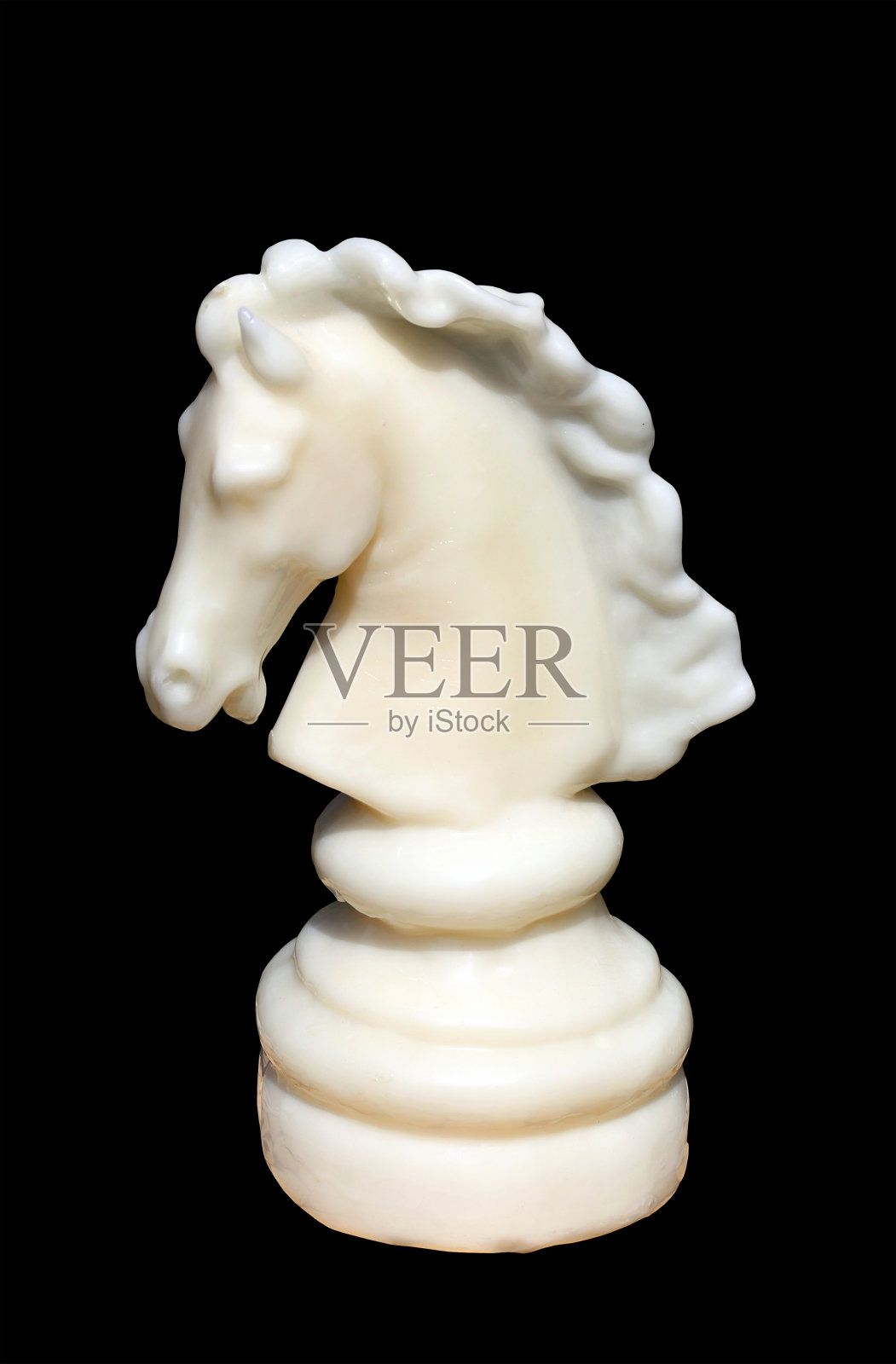 白色棋子在黑色背景照片摄影图片