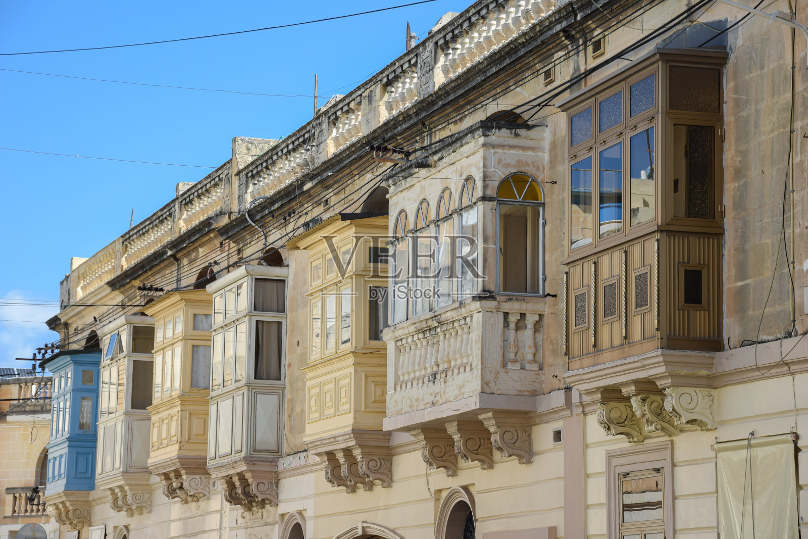马耳他的建筑在岛屿上蓬勃发展照片摄影图片