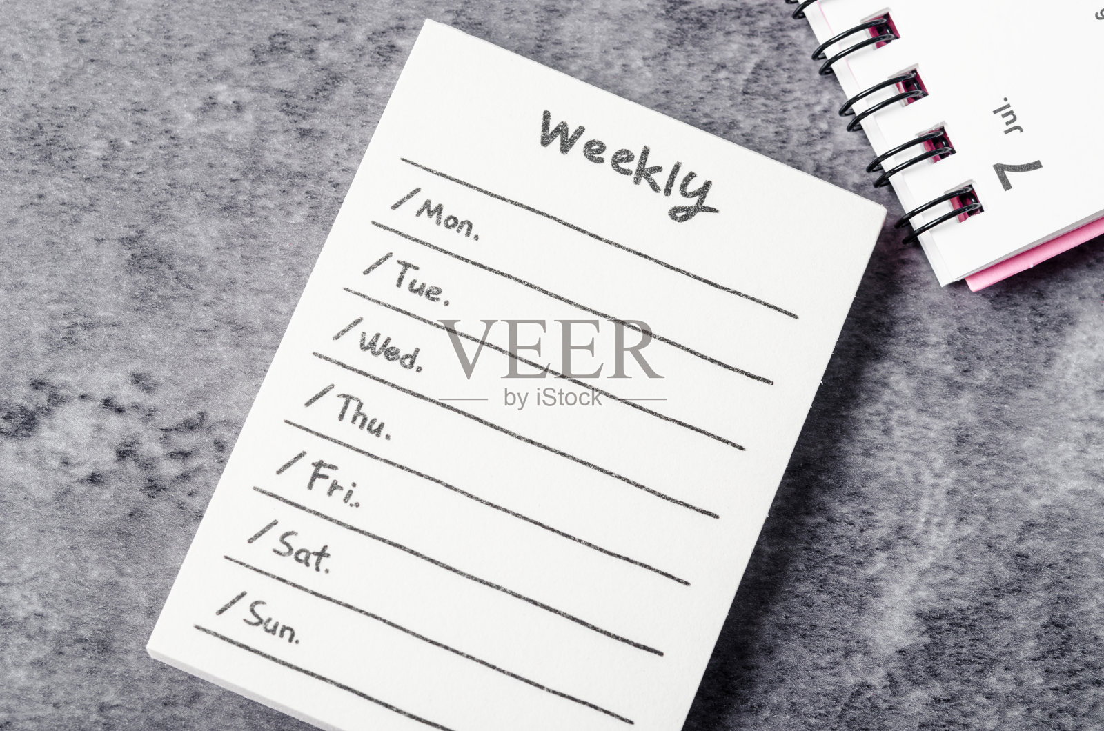 每周空白列表照片摄影图片