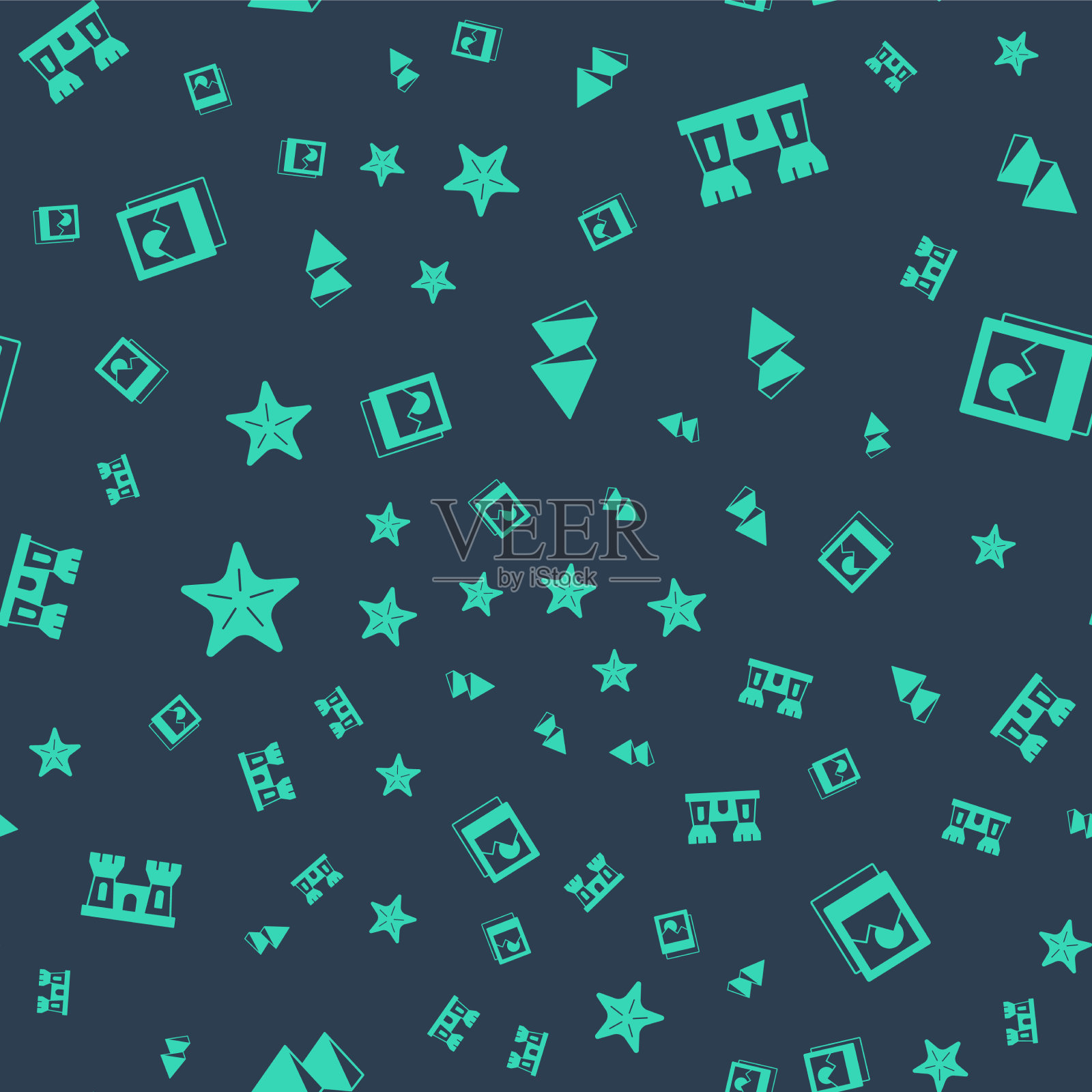 集埃及金字塔、沙堡、海星和图标素材