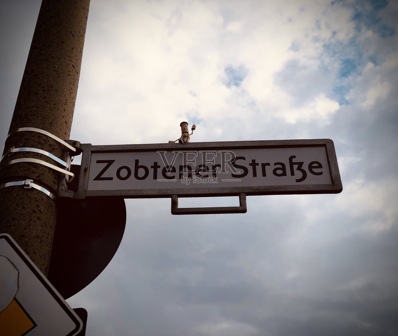 古怪的城市照片摄影图片