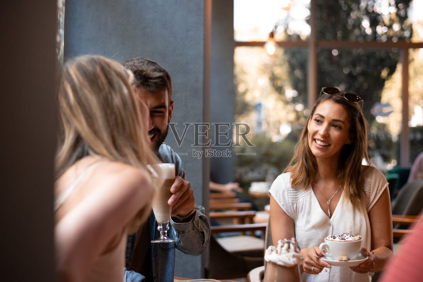 喝咖啡的时间照片摄影图片