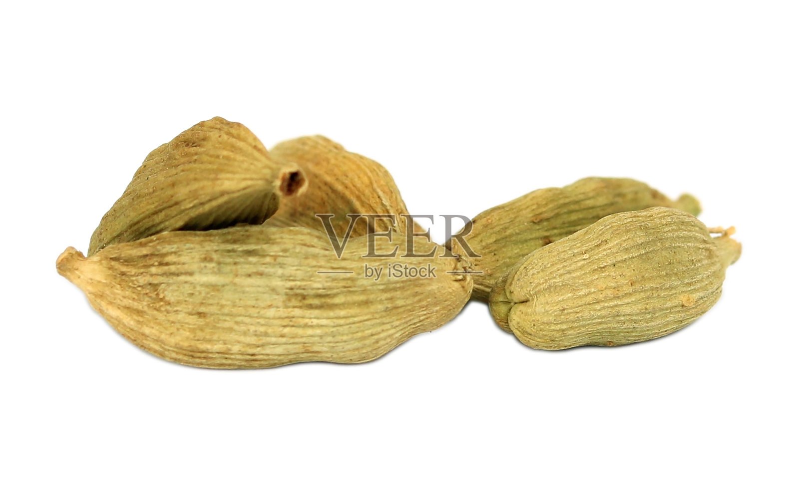 选择焦点的小豆蔻在白色背景照片摄影图片