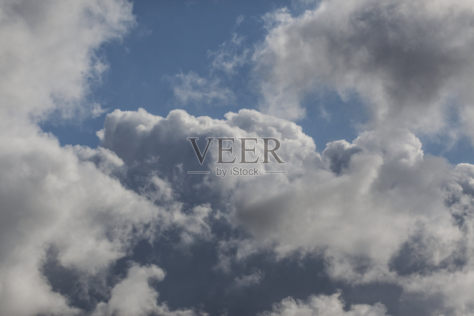 戏剧性的天空与云景照片摄影图片