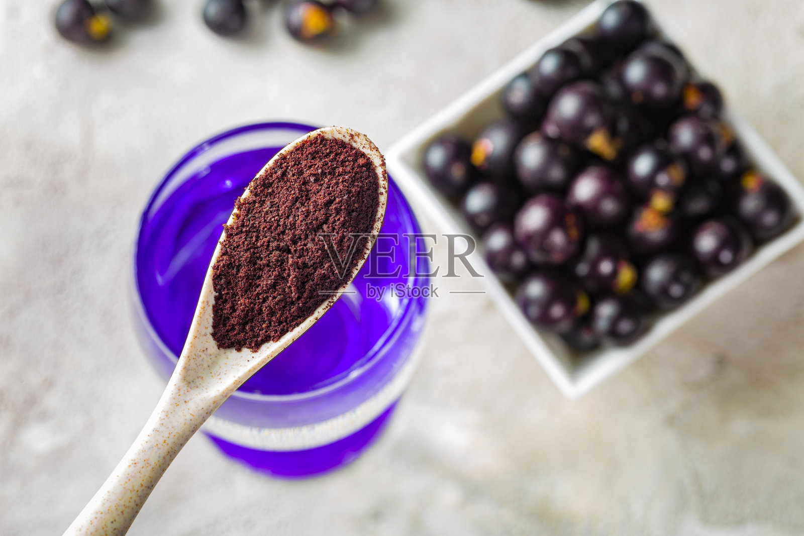 巴西莓和巴西莓粉,亚马逊水果照片摄影图片