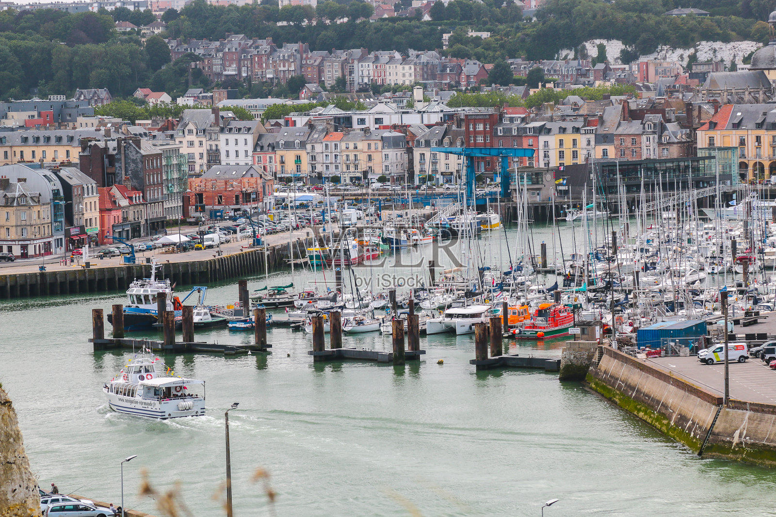 迪耶普是它的港口和城市照片摄影图片