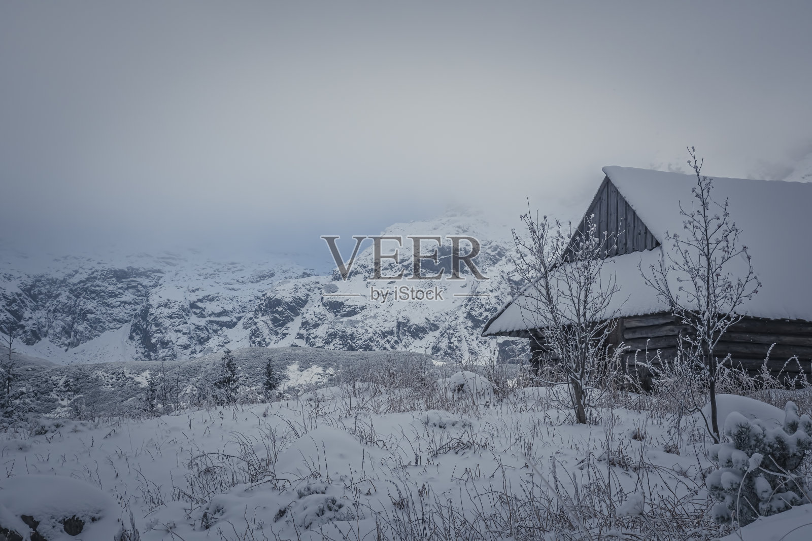 高塔特拉12月黑暗的一天照片摄影图片