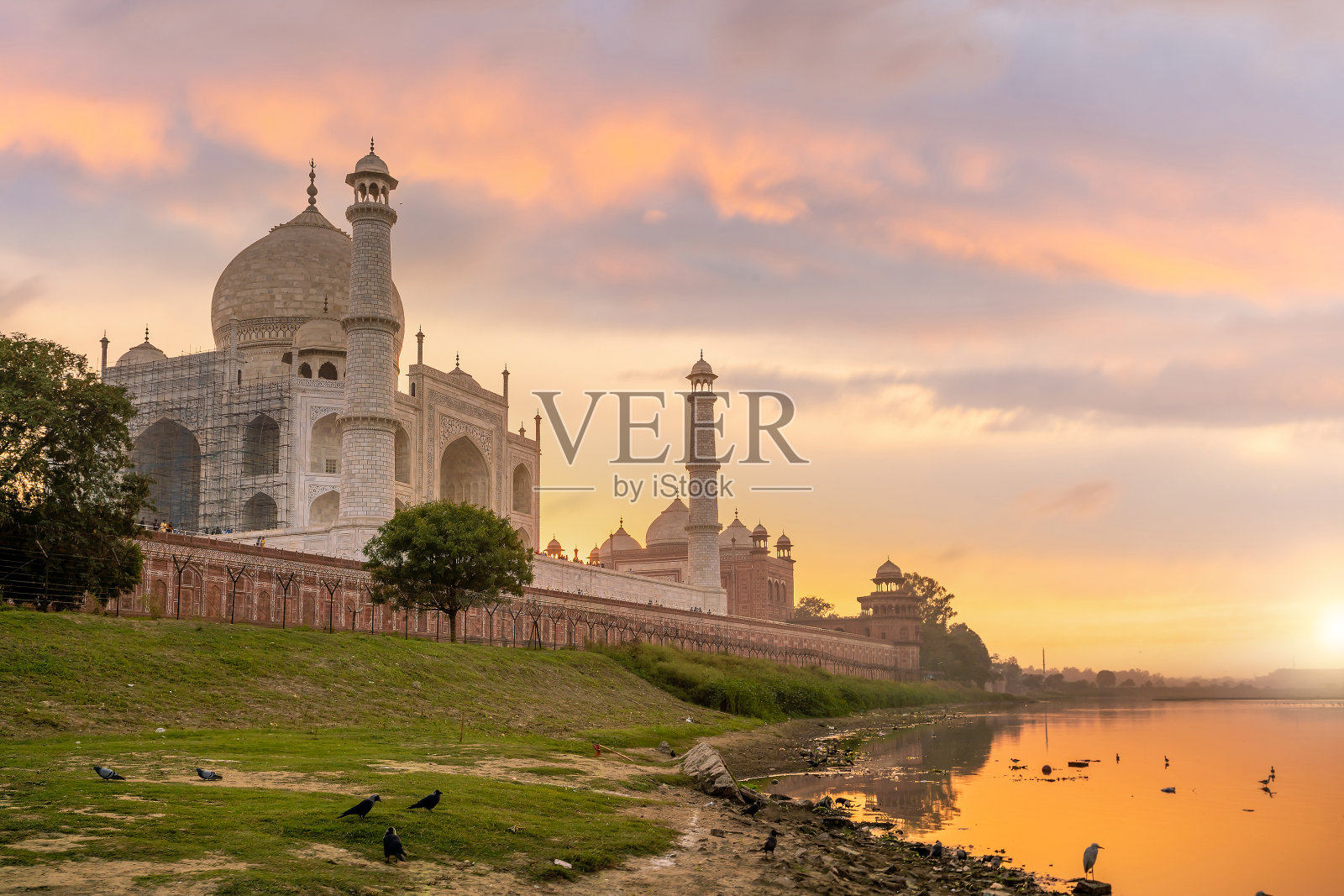 印度阿格拉的泰姬陵照片摄影图片