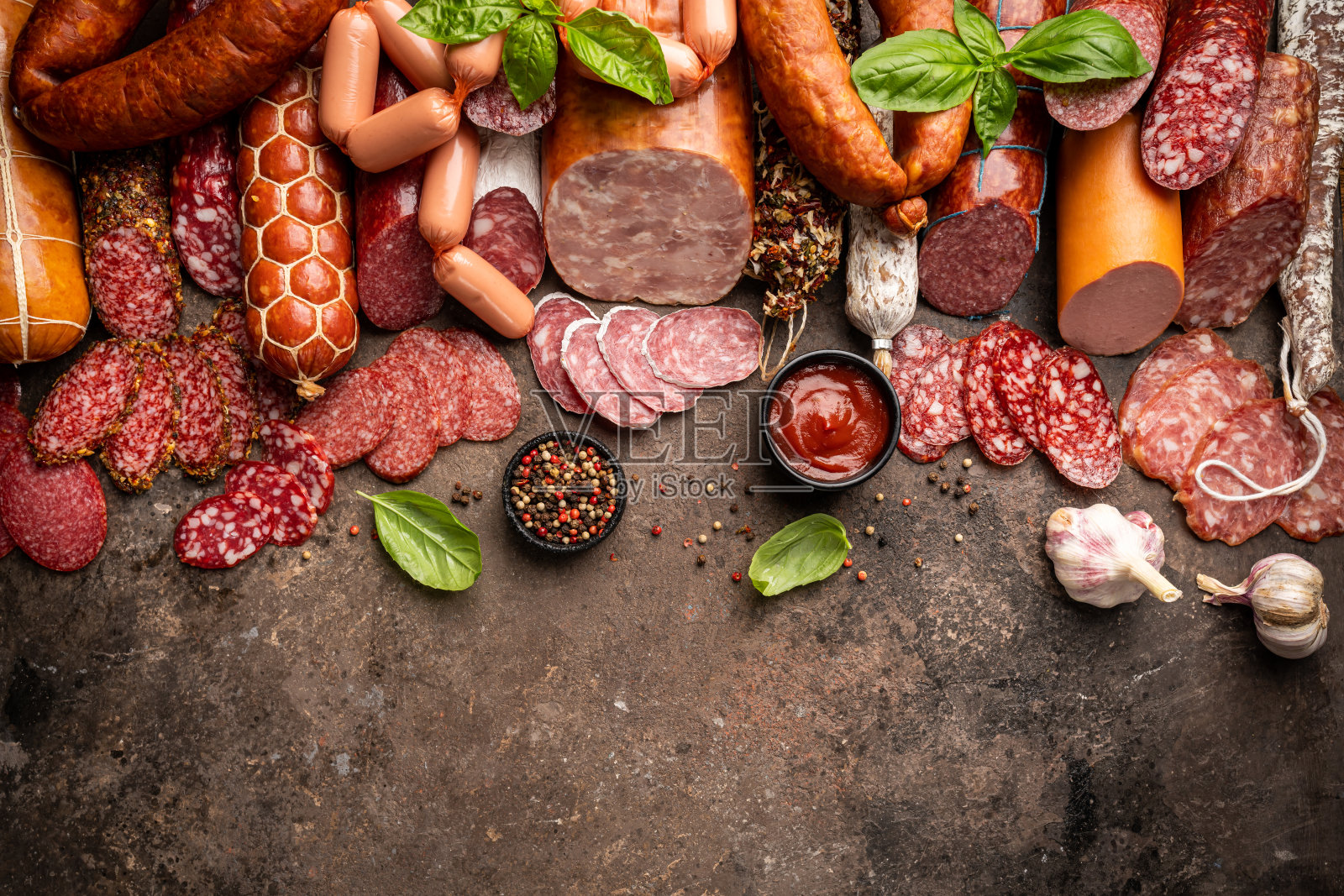 一套不同类型的香肠照片摄影图片