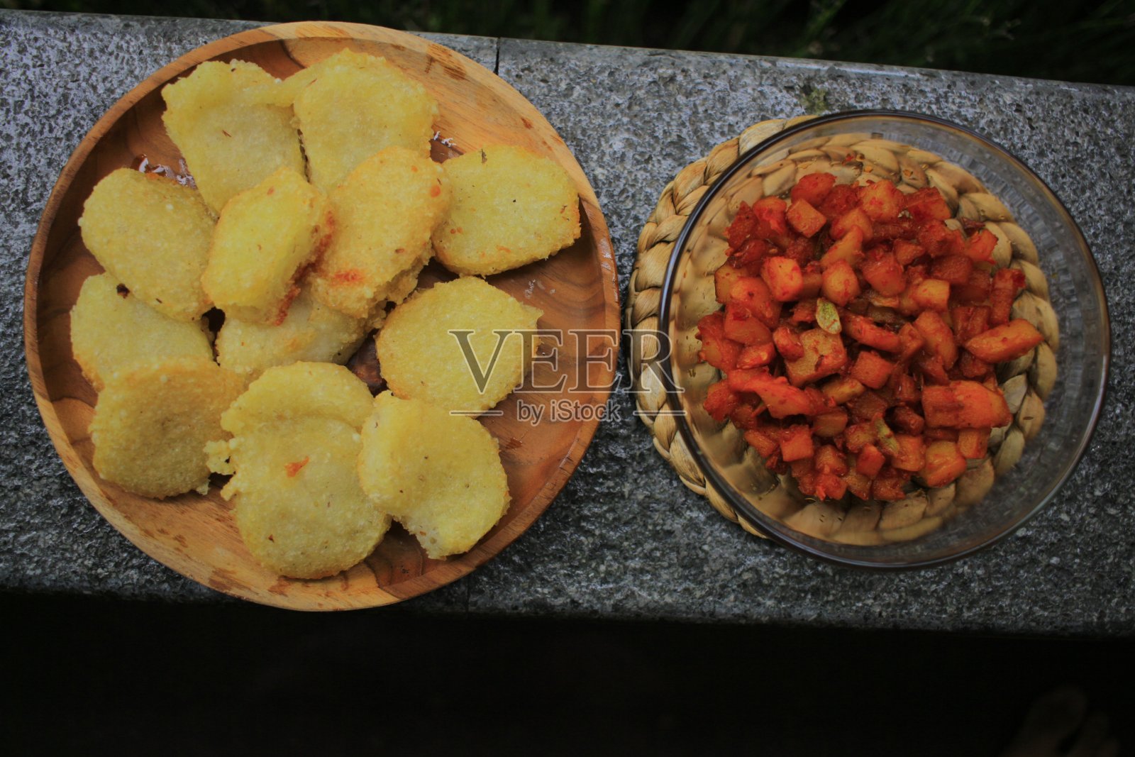 一种典型的万隆小吃叫尤伦照片摄影图片