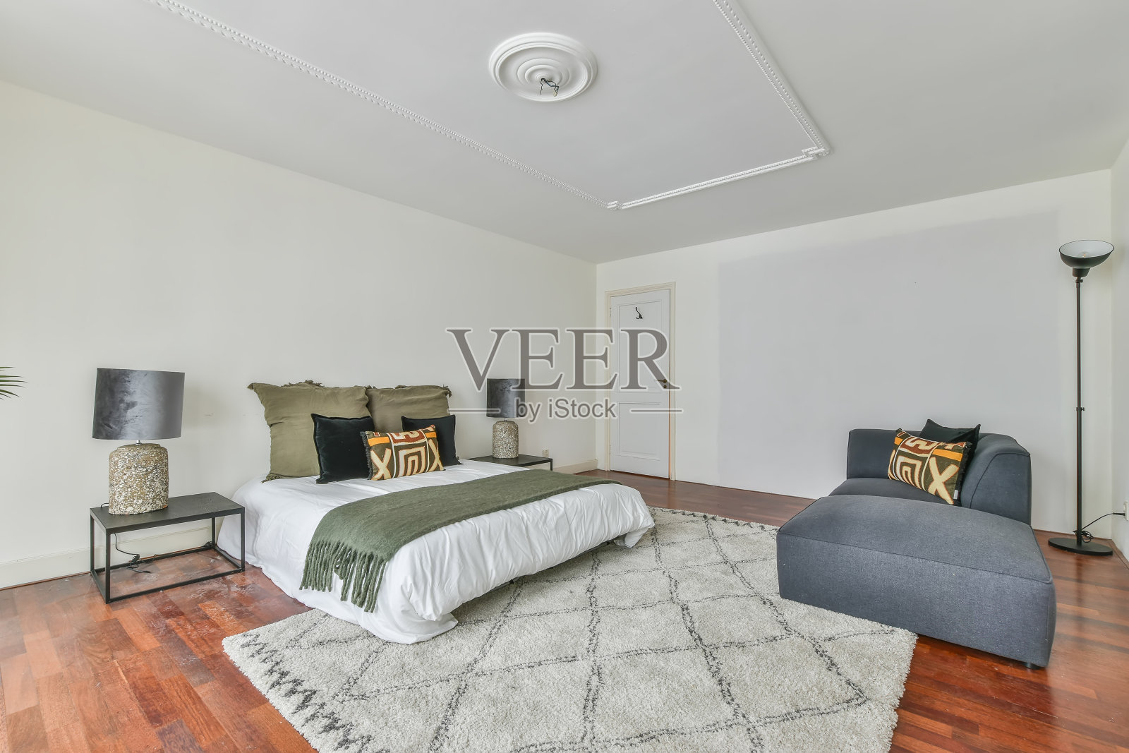 漂亮的室内设计,现代舒适的卧室照片摄影图片