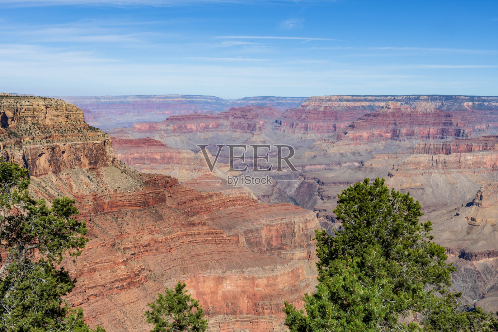 亚利桑那州大峡谷国家公园的俯瞰景观照片摄影图片
