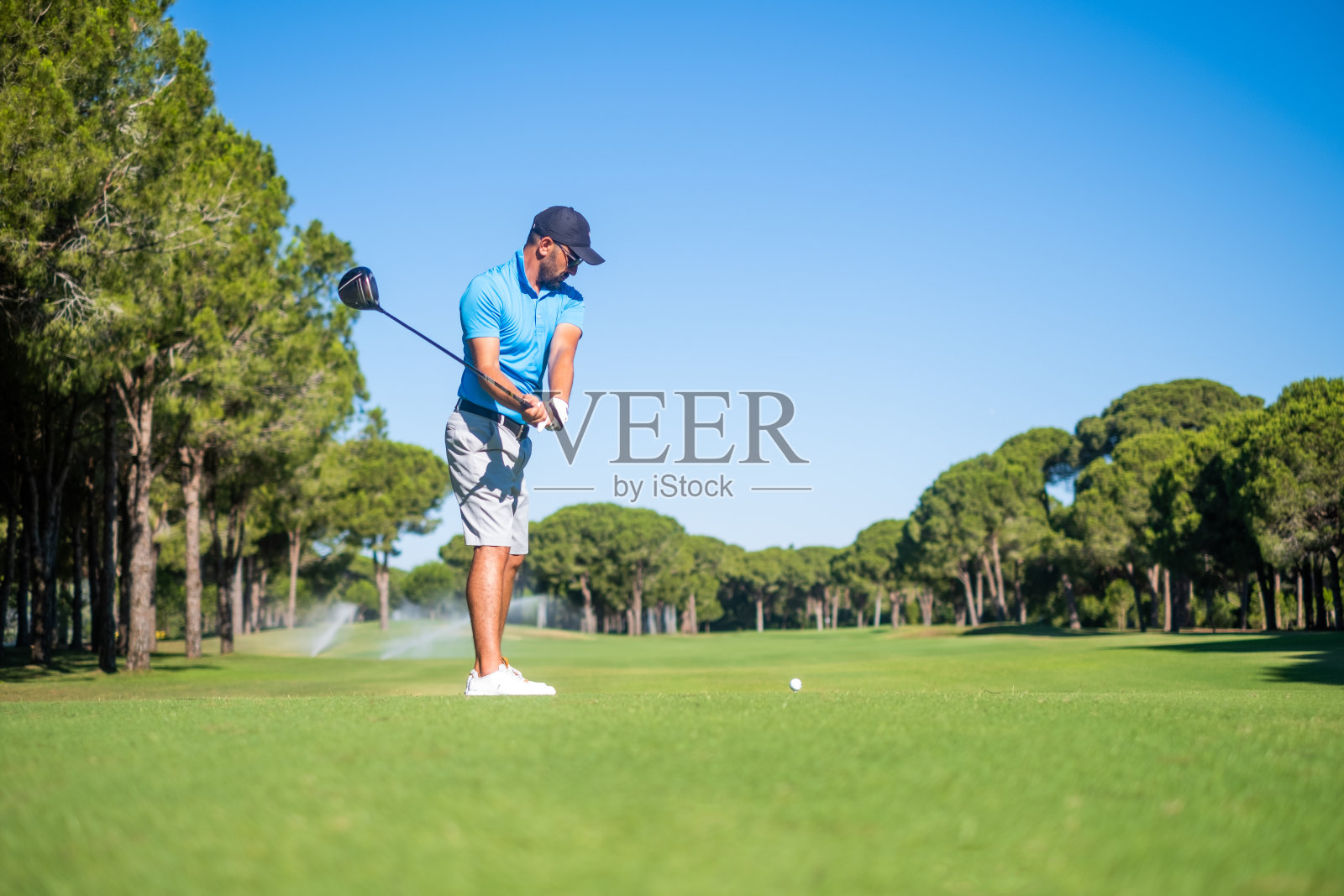 男性的高尔夫球手照片摄影图片