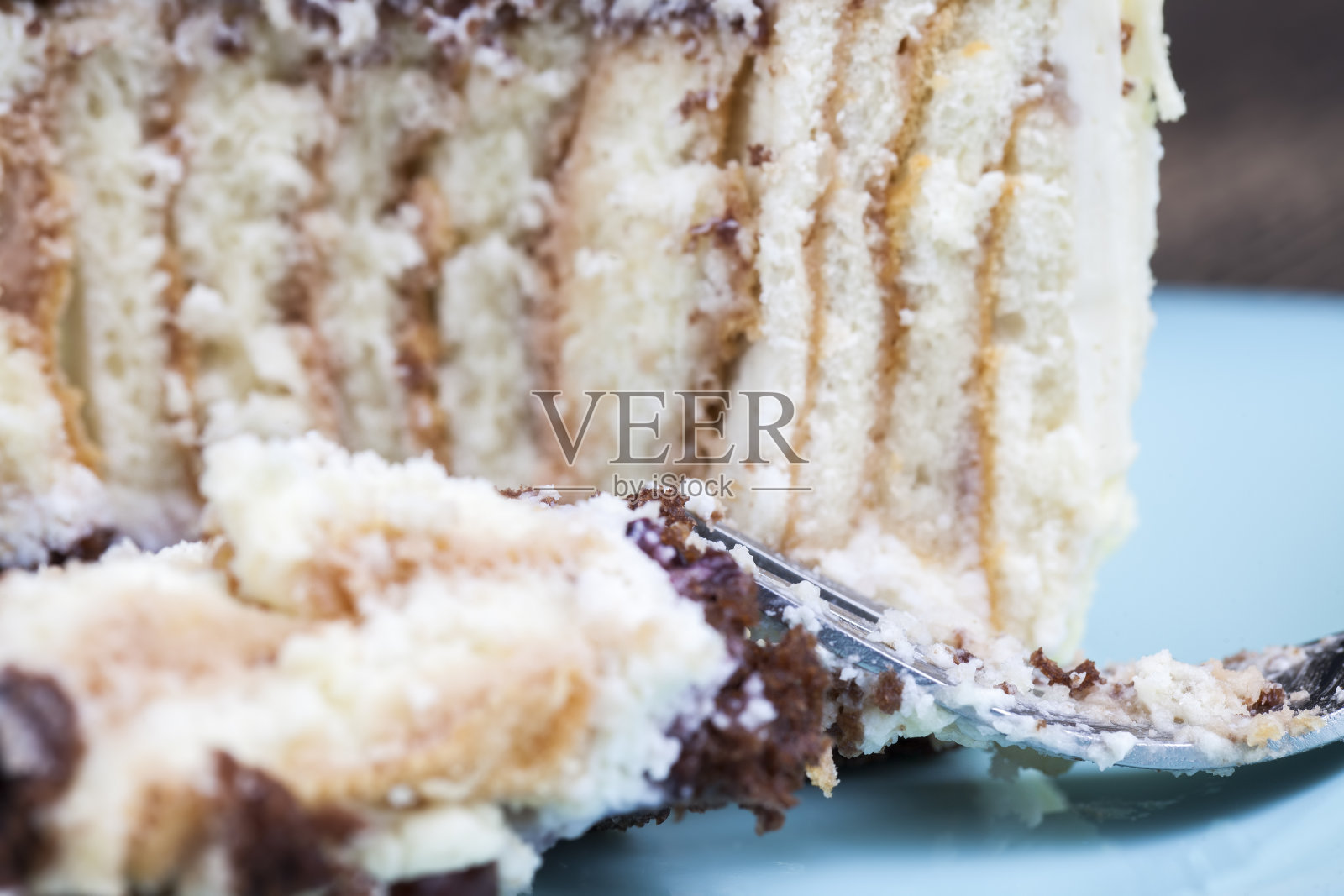 白脱奶油做成的蛋糕照片摄影图片