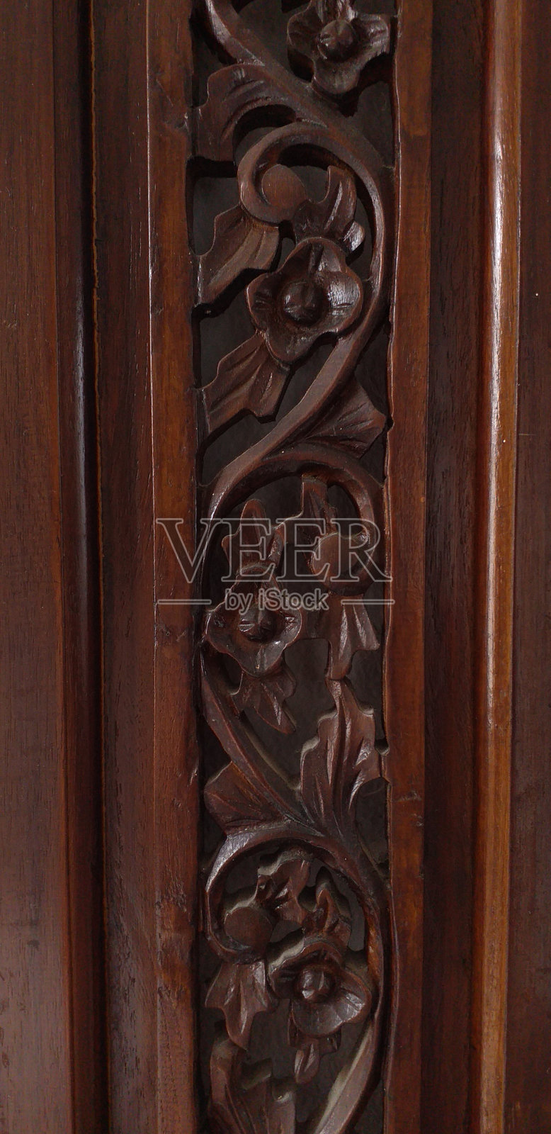 木头雕刻照片摄影图片