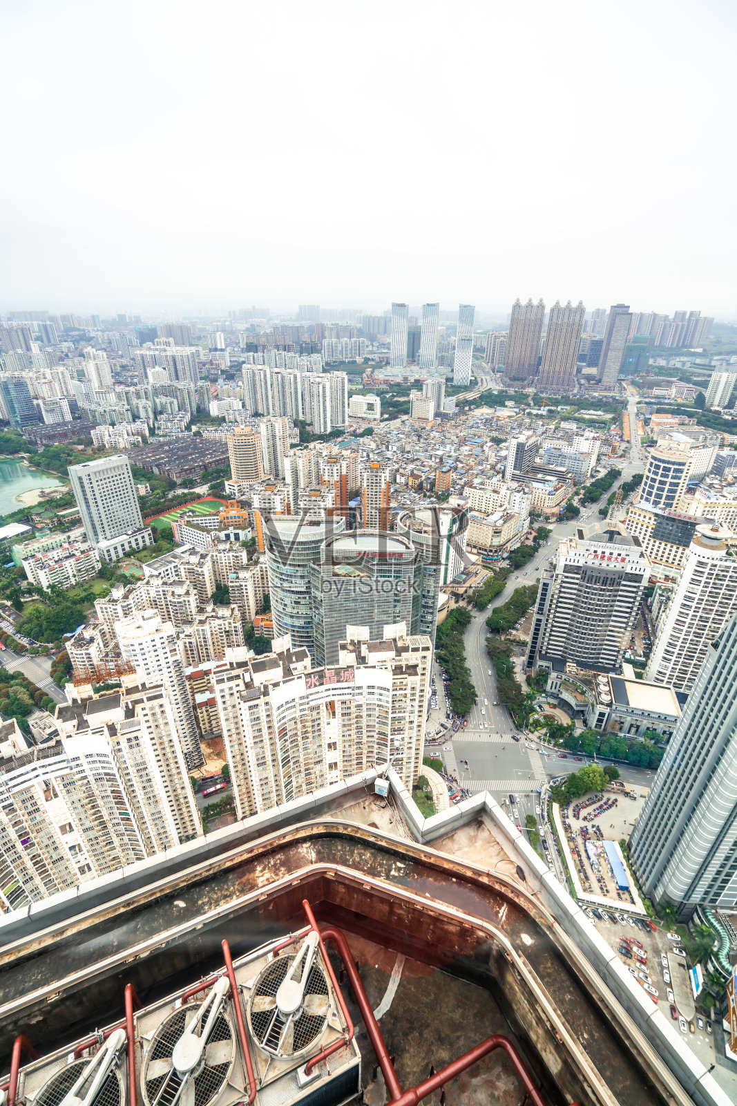 中国广西壮族自治区省会南宁的城市建筑照片摄影图片