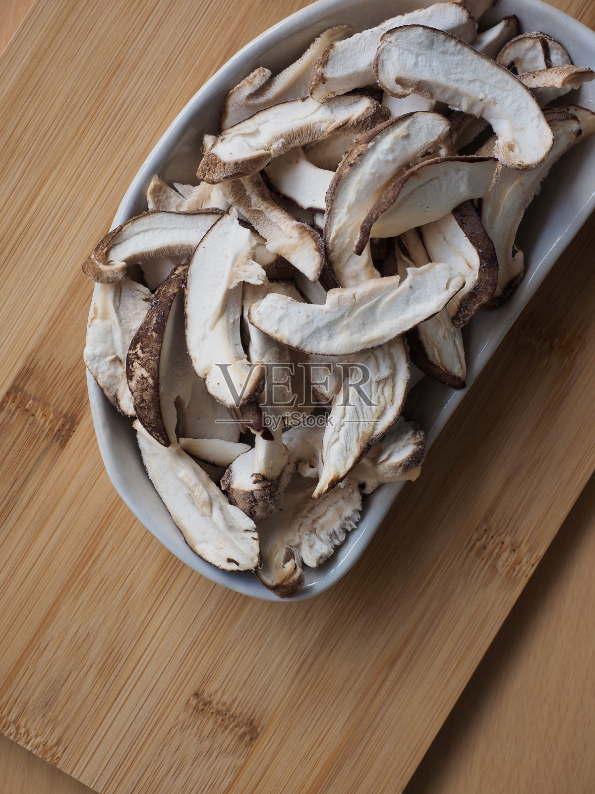 天然食品,鲜香菇切片照片摄影图片