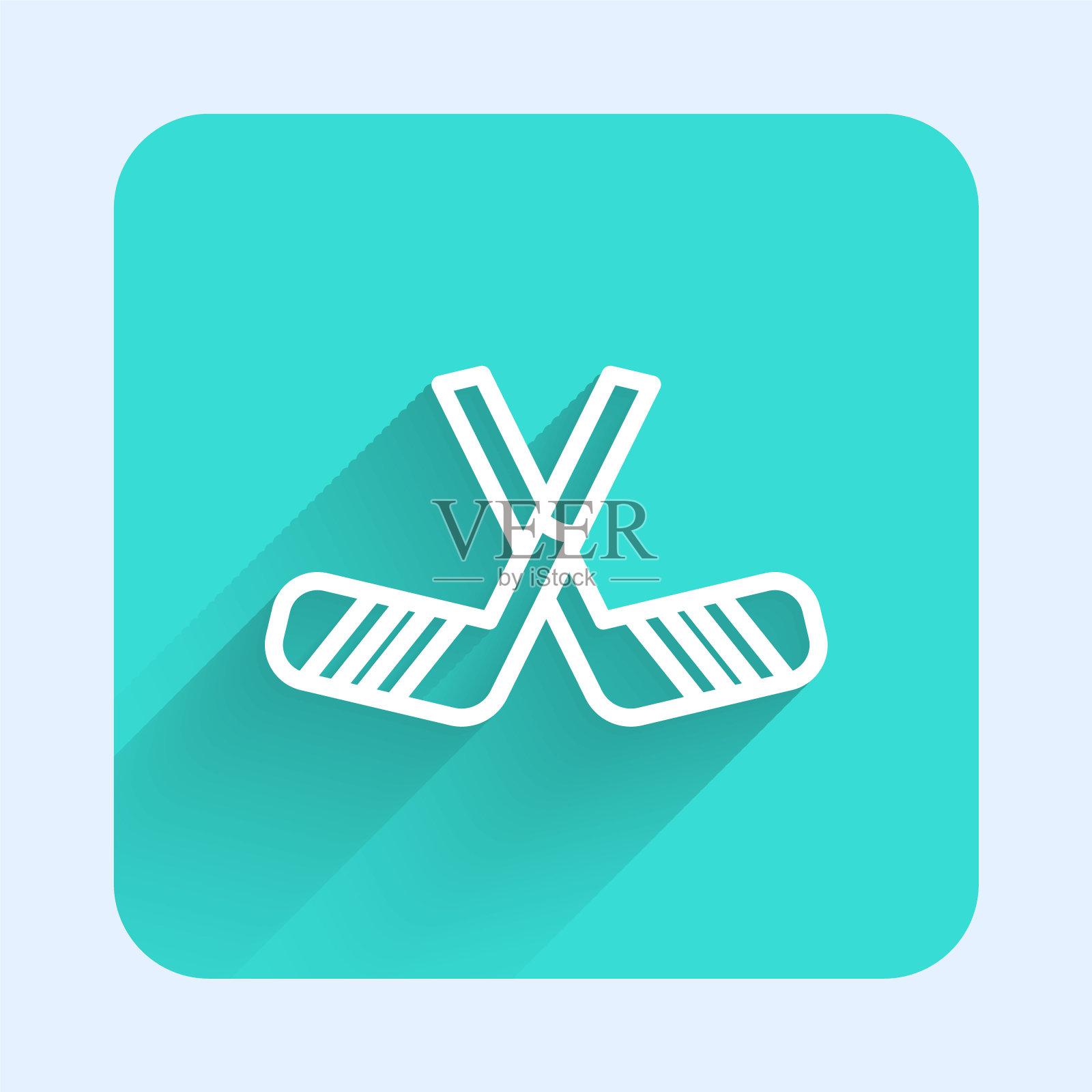 白线冰球棍图标孤立与长阴影背景。绿色广场按钮。向量插画图片素材