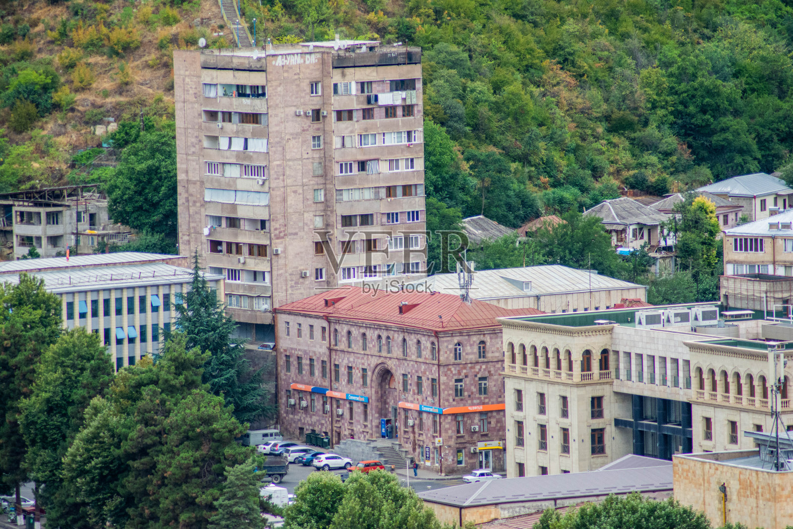 城市的住宅建筑。美丽的房子照片摄影图片