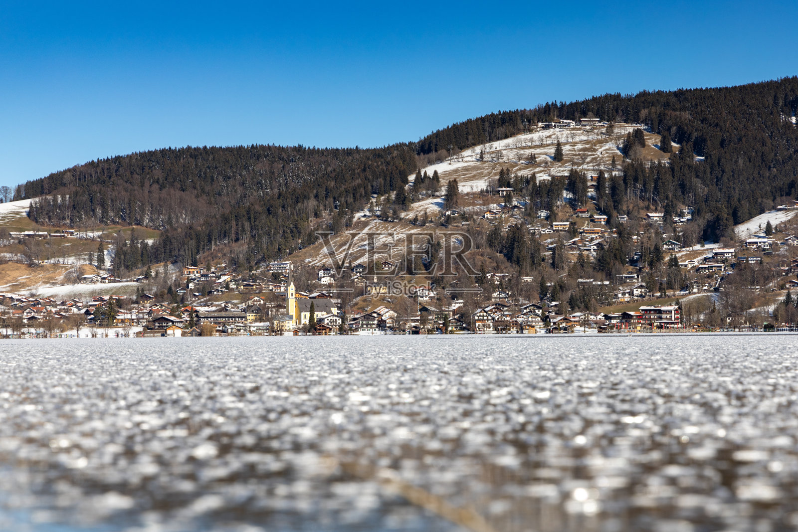 施里尔湖的冬天照片摄影图片