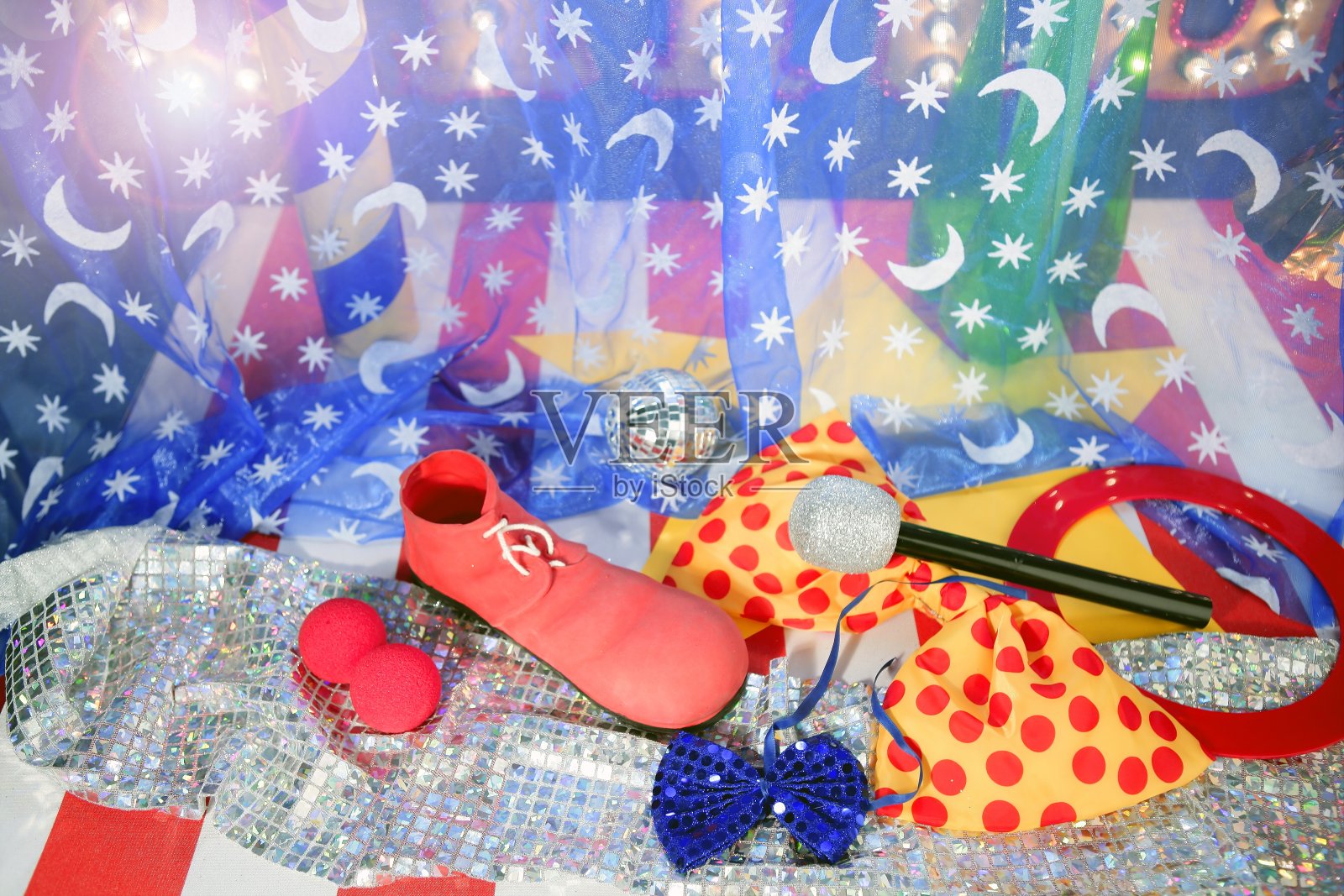 马戏团概念隐喻娱乐小丑的装备照片摄影图片