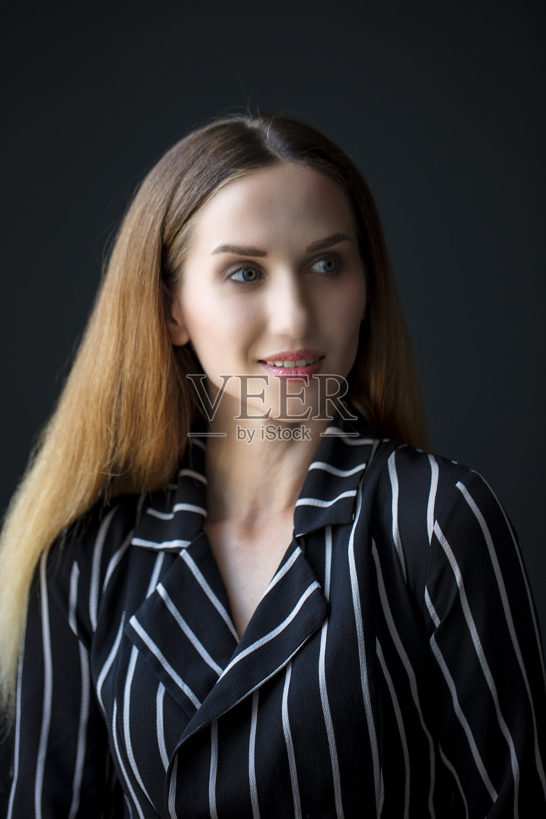 金发美女照片摄影图片