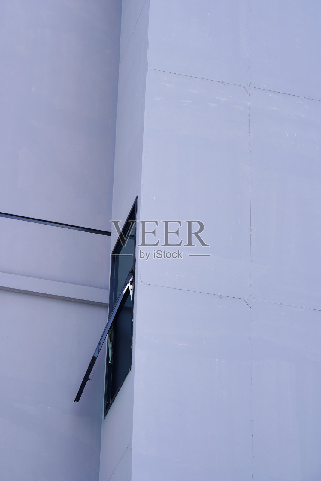 一扇小窗照片摄影图片