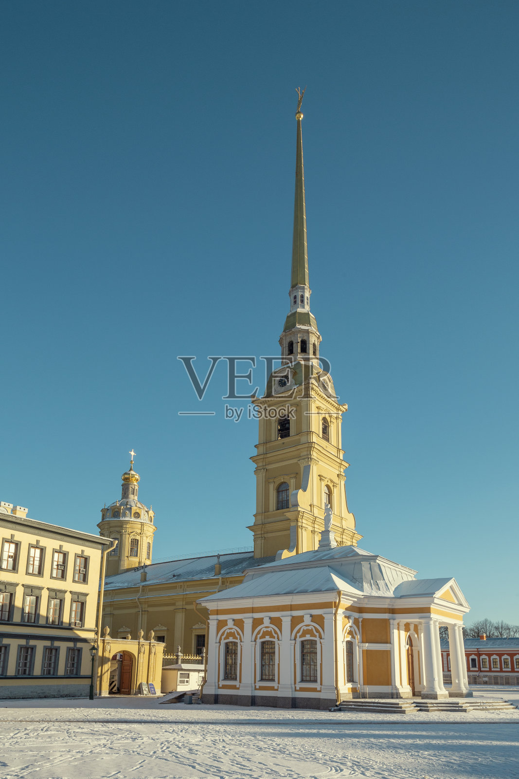 俄罗斯圣彼得堡的彼得和保罗大教堂照片摄影图片