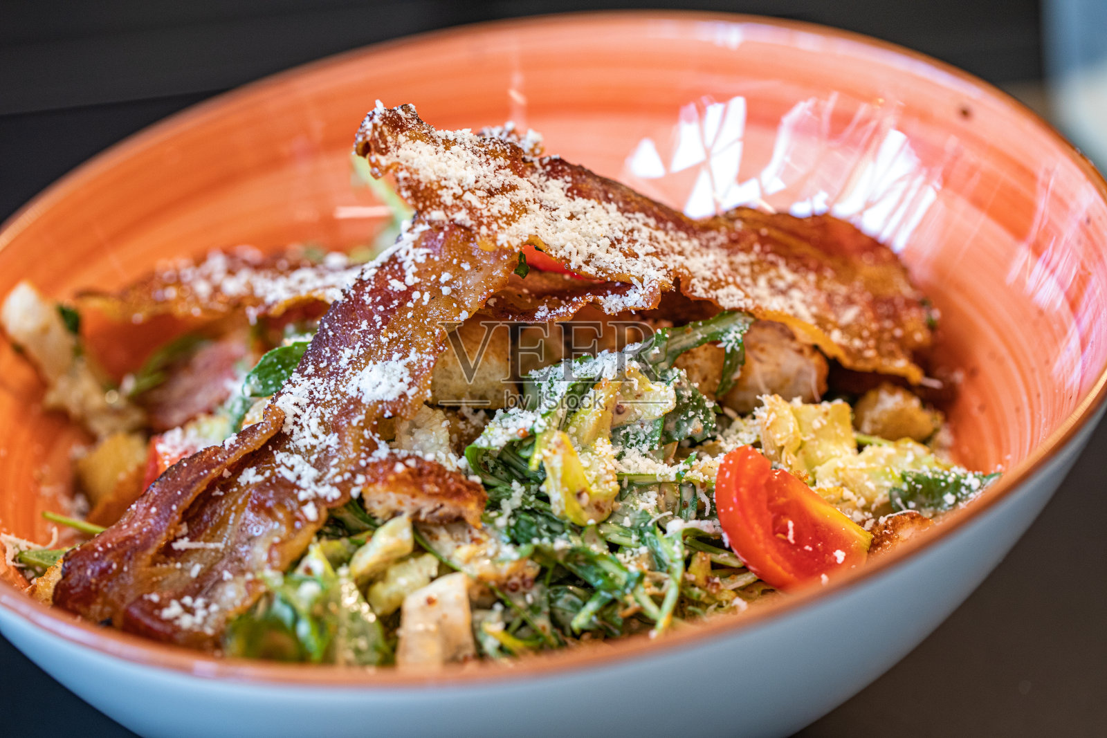 美味的凯撒沙拉照片摄影图片