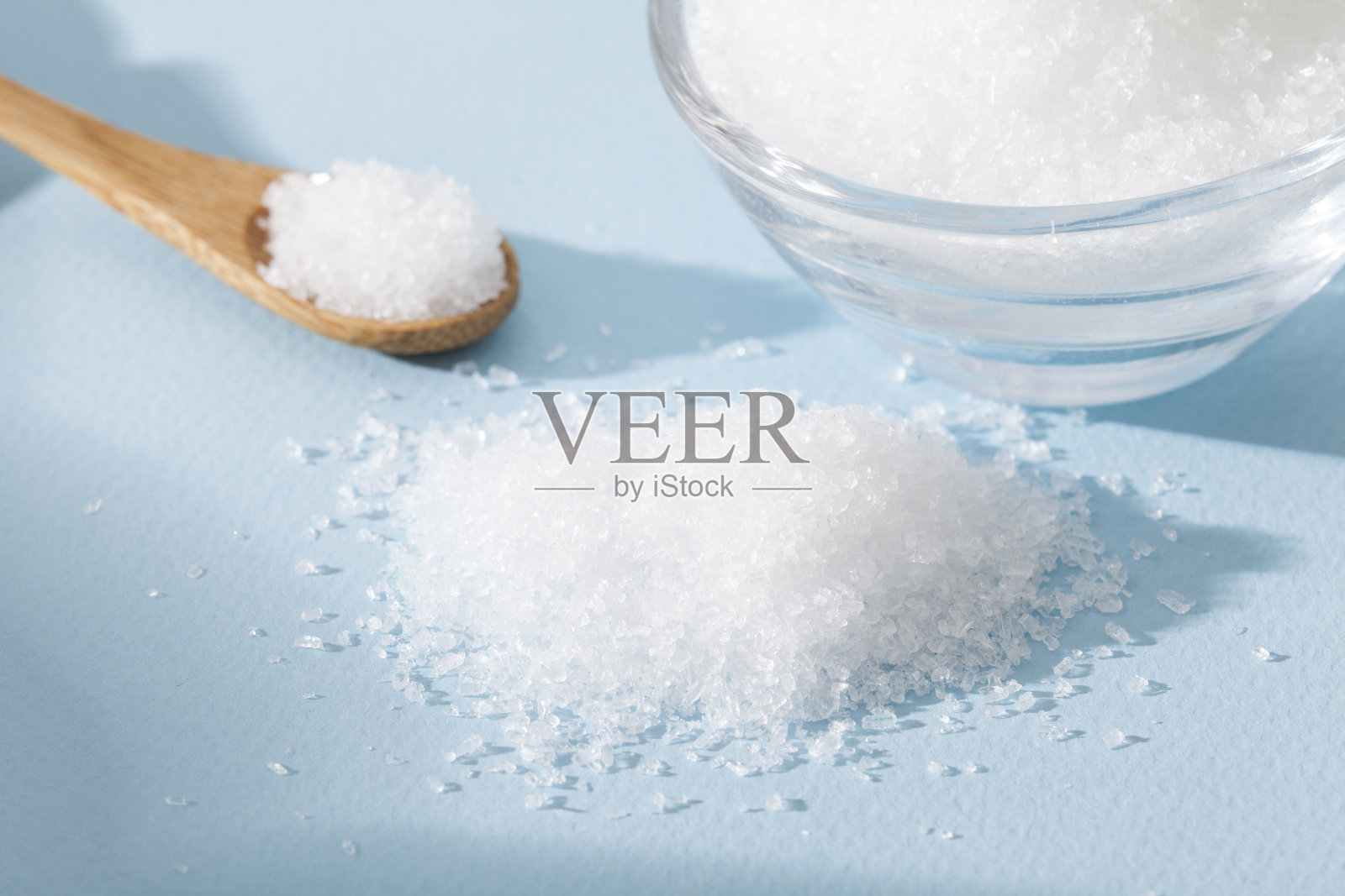 氯化镁-健康必需的离子矿物化合物照片摄影图片