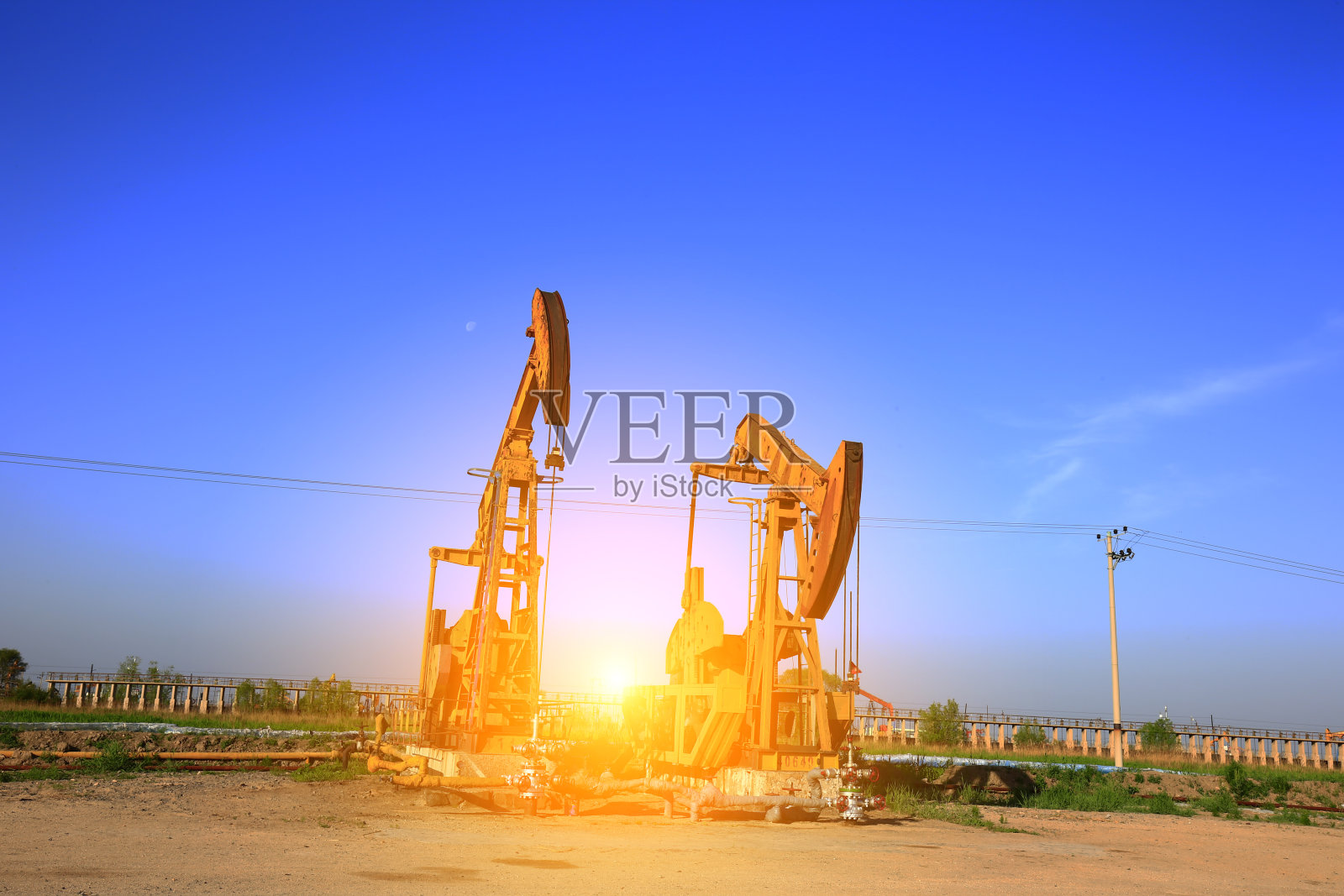 油泵、工业设备照片摄影图片